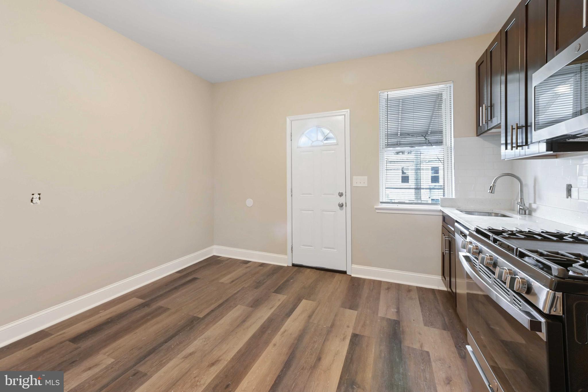 ROSEMONT - Residential Lease