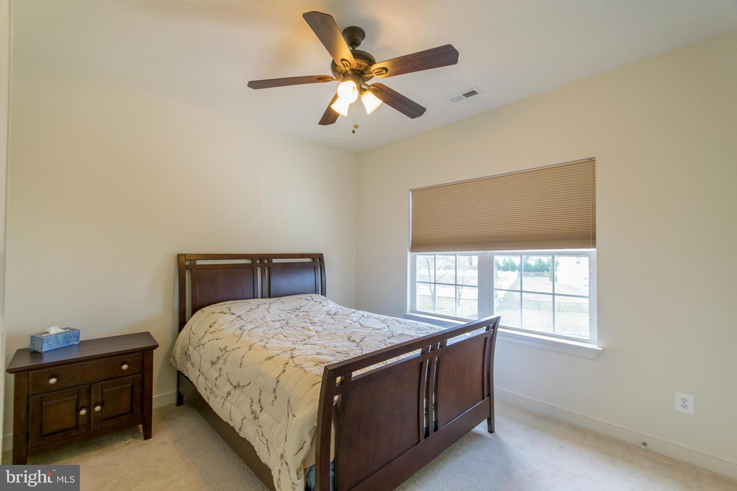 APPLE KNOLLS ESTATES - Residential