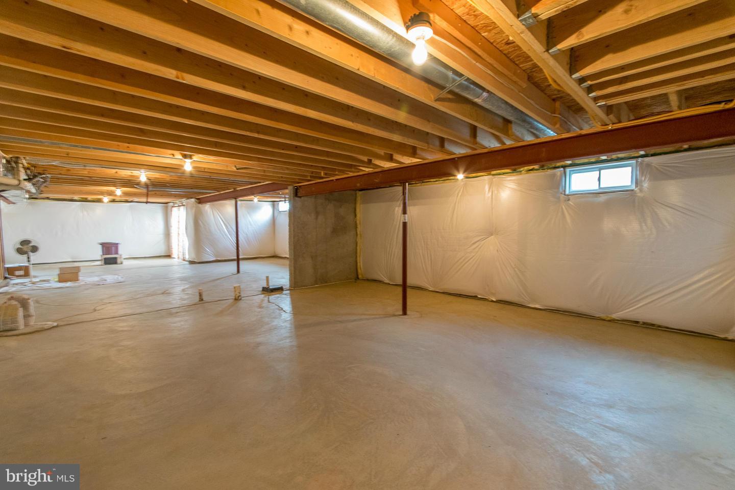 APPLE KNOLLS ESTATES - Residential