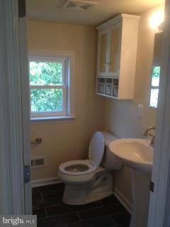 DOWNTOWN FREDERICKSBURG - Residential Lease