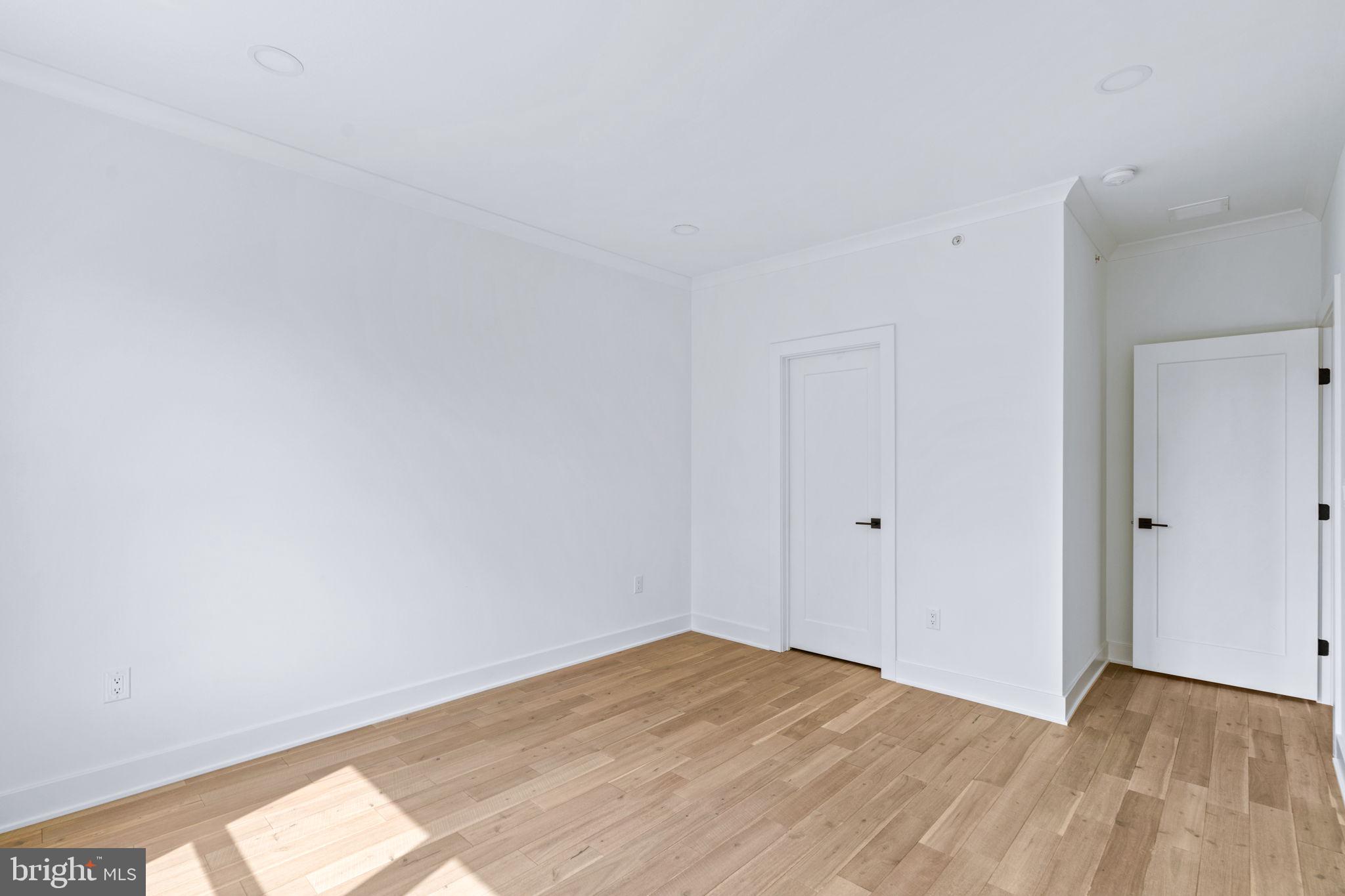 FOREST PARK - Residential