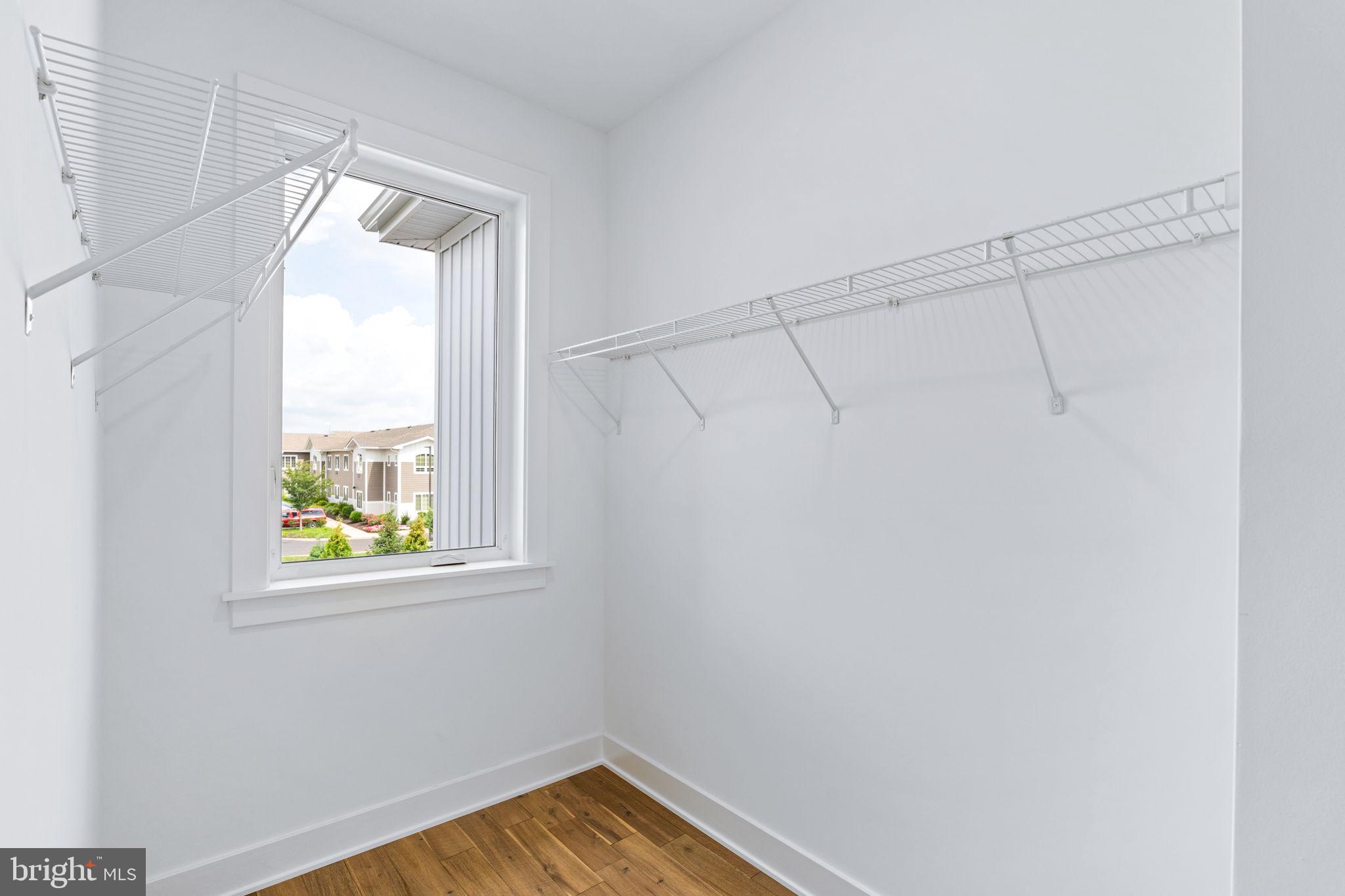 FOREST PARK - Residential