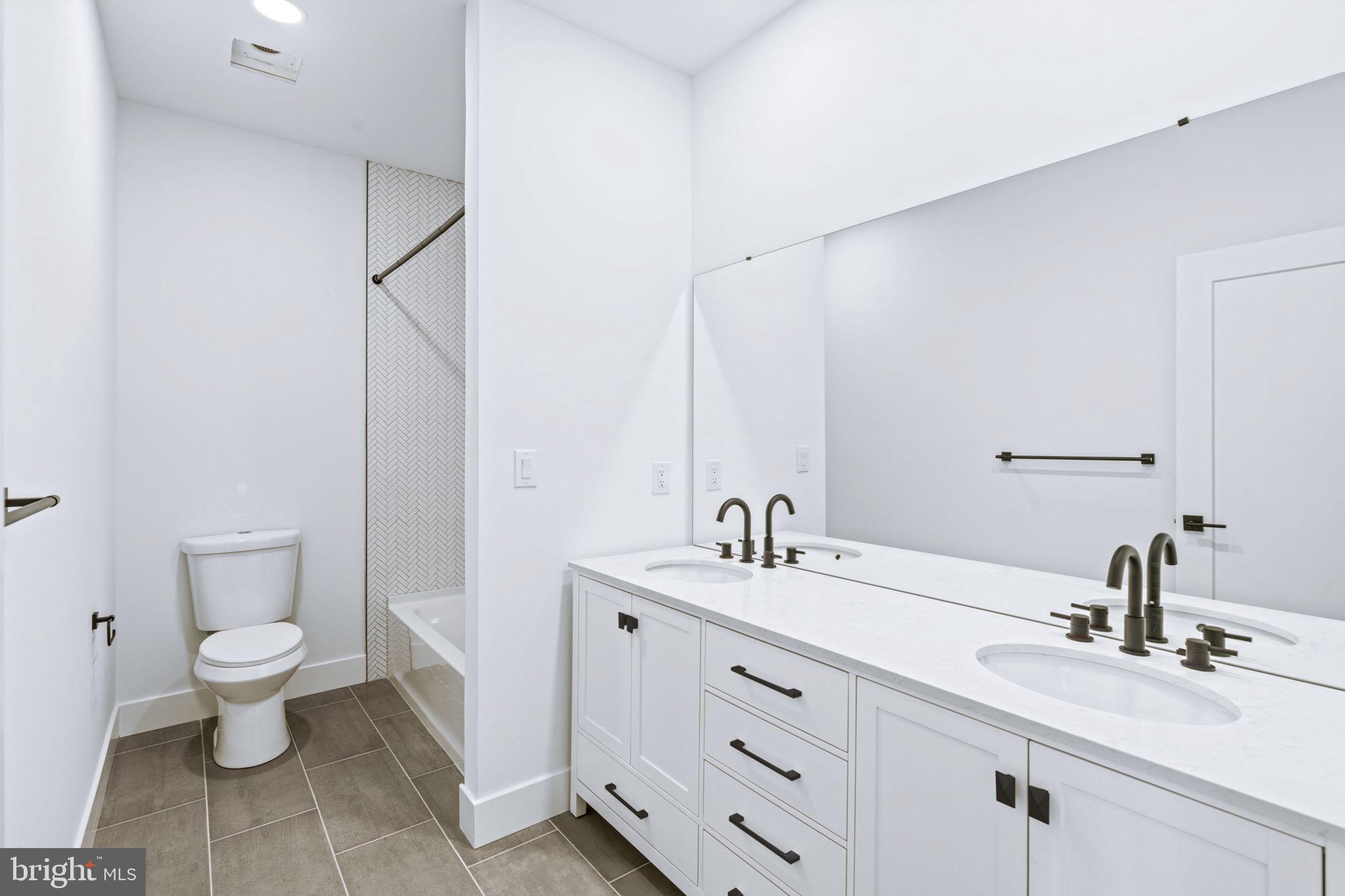 FOREST PARK - Residential