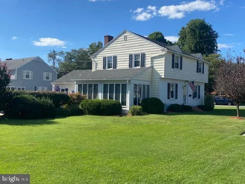 MLS: DESU2121878