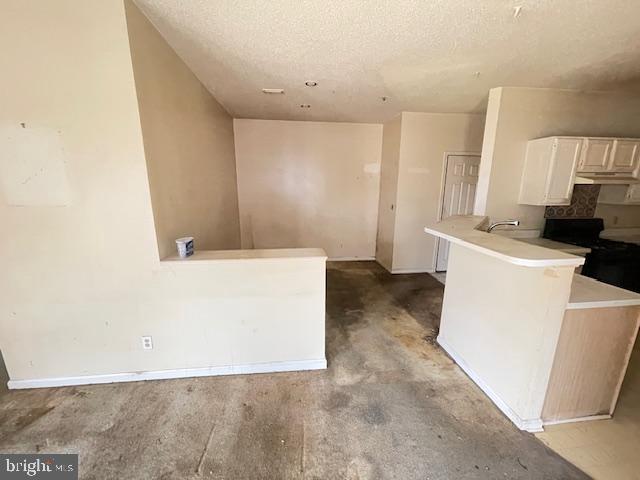 EDGEWATER AT TOWN CENTER - Residential