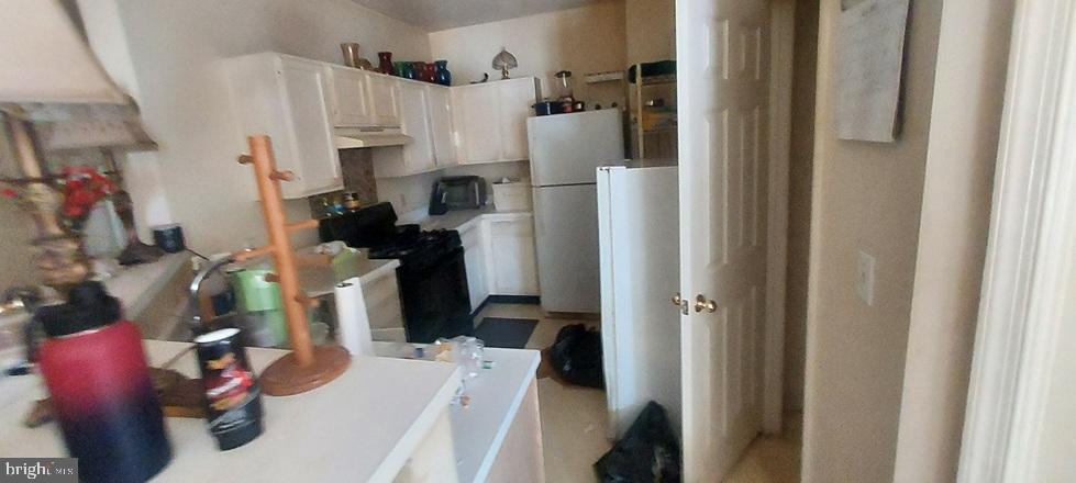 EDGEWATER AT TOWN CENTER - Residential