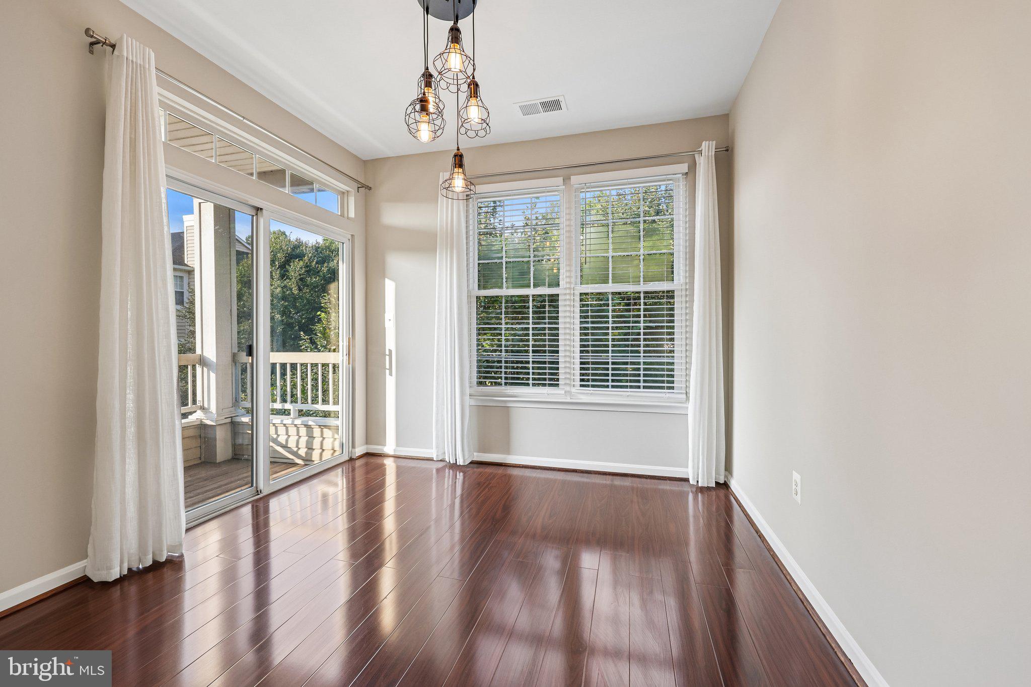 4200 MOZART BRIGADE LANE V