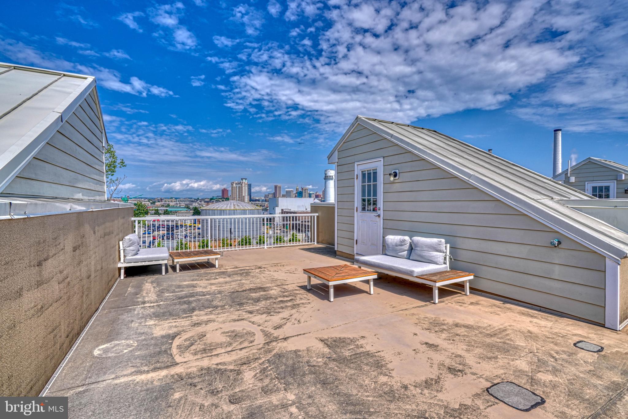 LOCUST POINT - Residential Lease