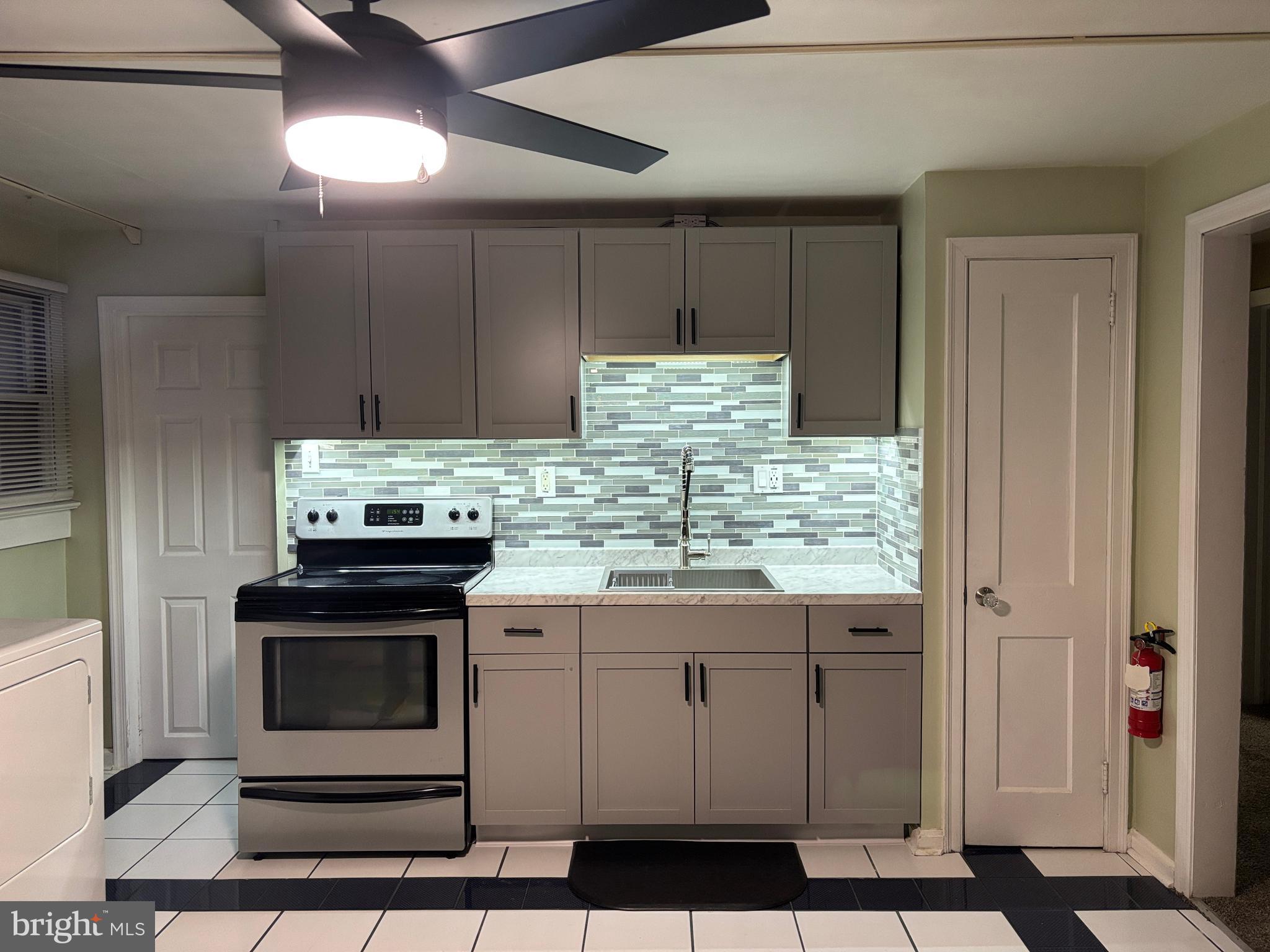 SPEEDWAY - Commercial Sale