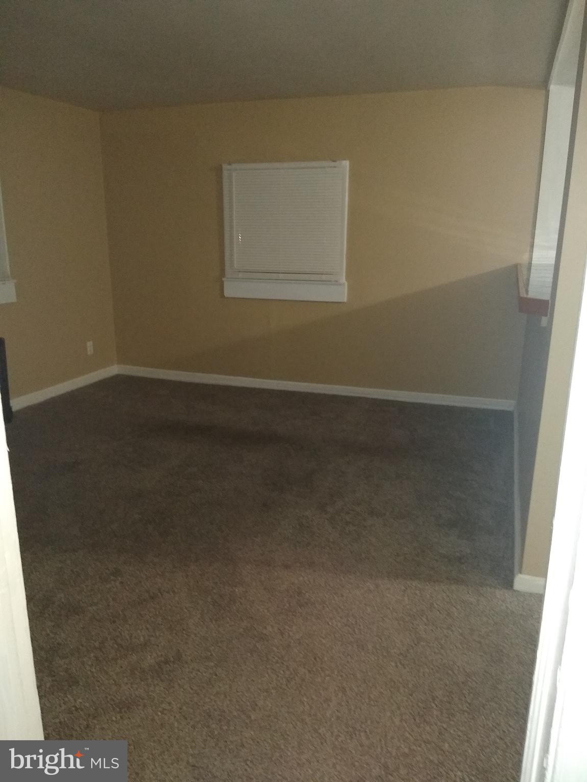 SPEEDWAY - Commercial Sale