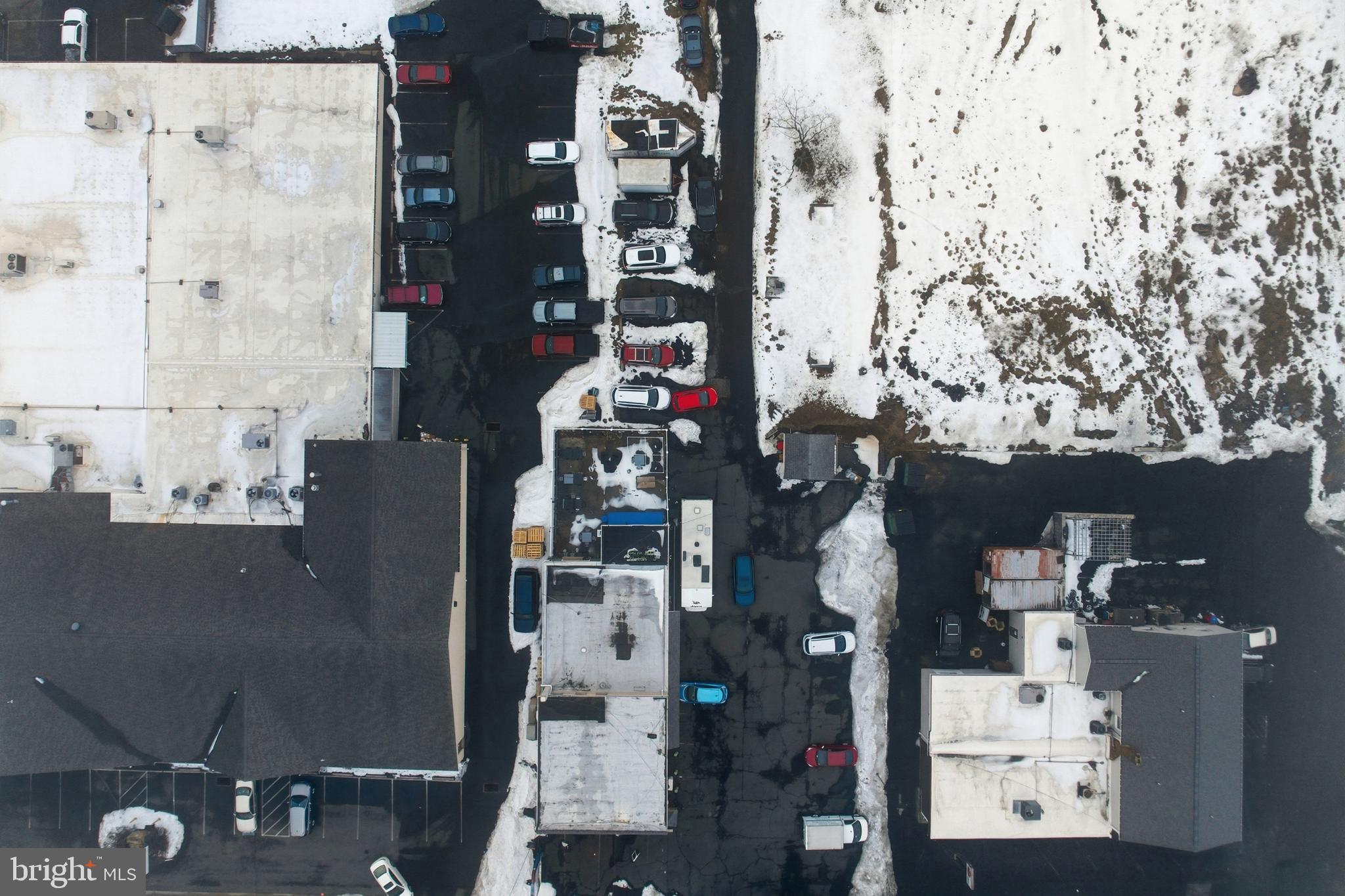 SPEEDWAY - Commercial Sale