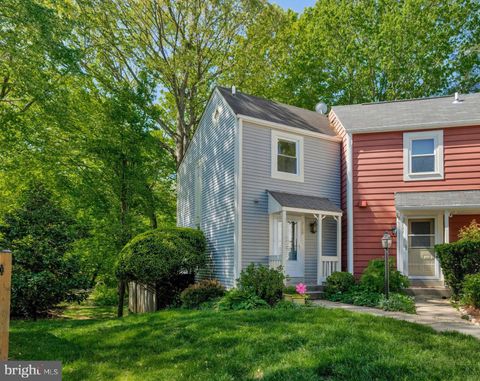 2102 WHISPERWOOD GLEN LANE RESTON VA 20191