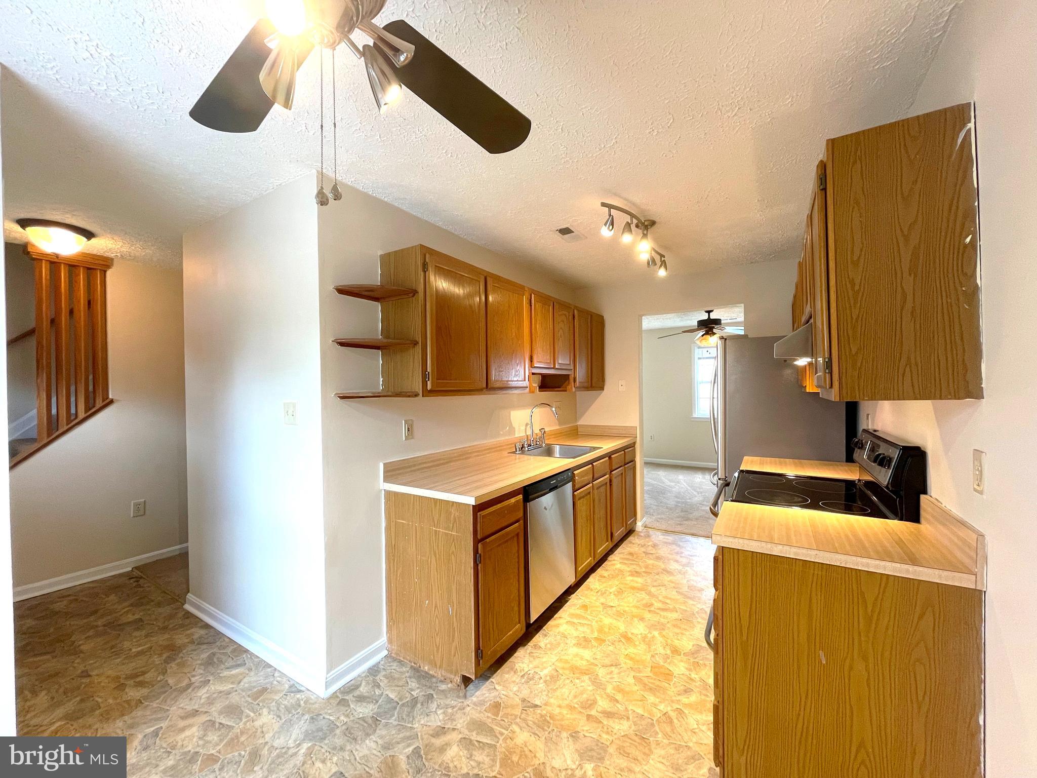 COUNTRYSIDE - Residential Lease