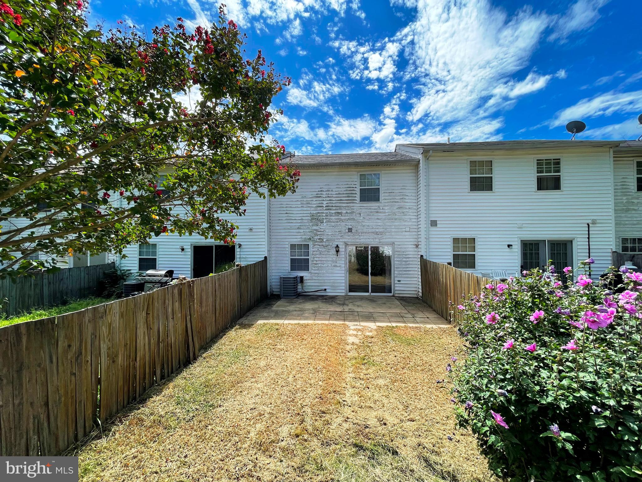 COUNTRYSIDE - Residential Lease