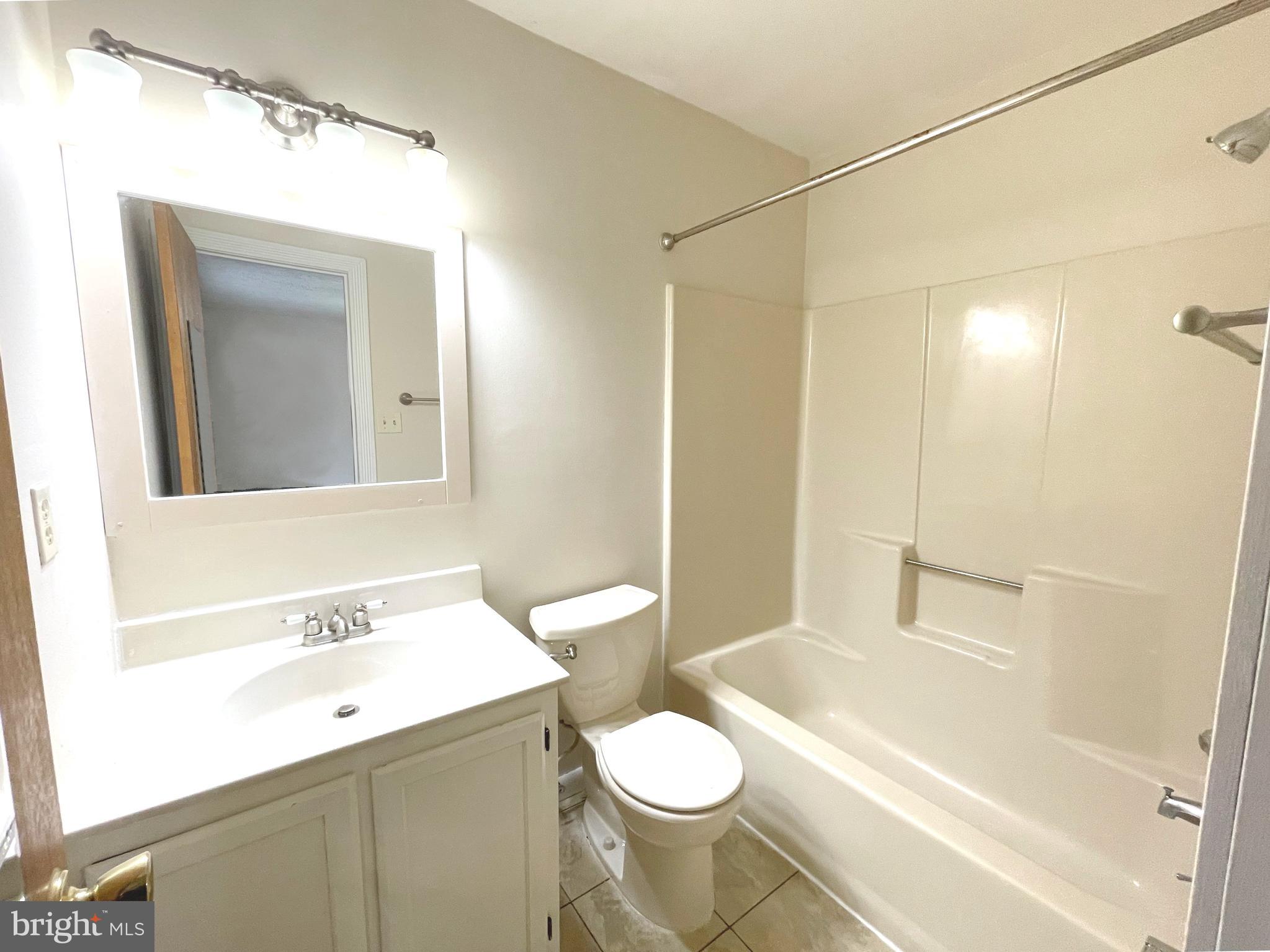 COUNTRYSIDE - Residential Lease