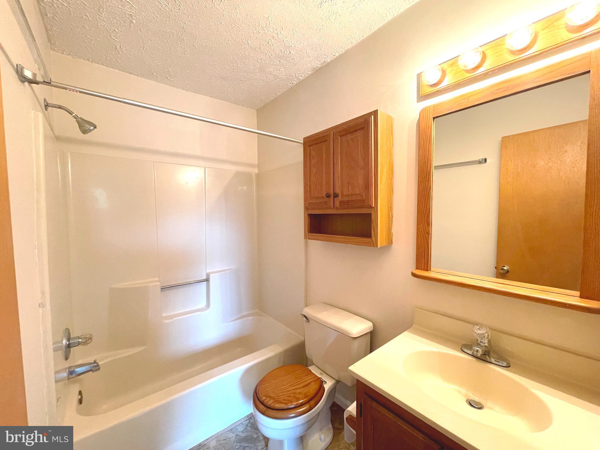 COUNTRYSIDE - Residential Lease