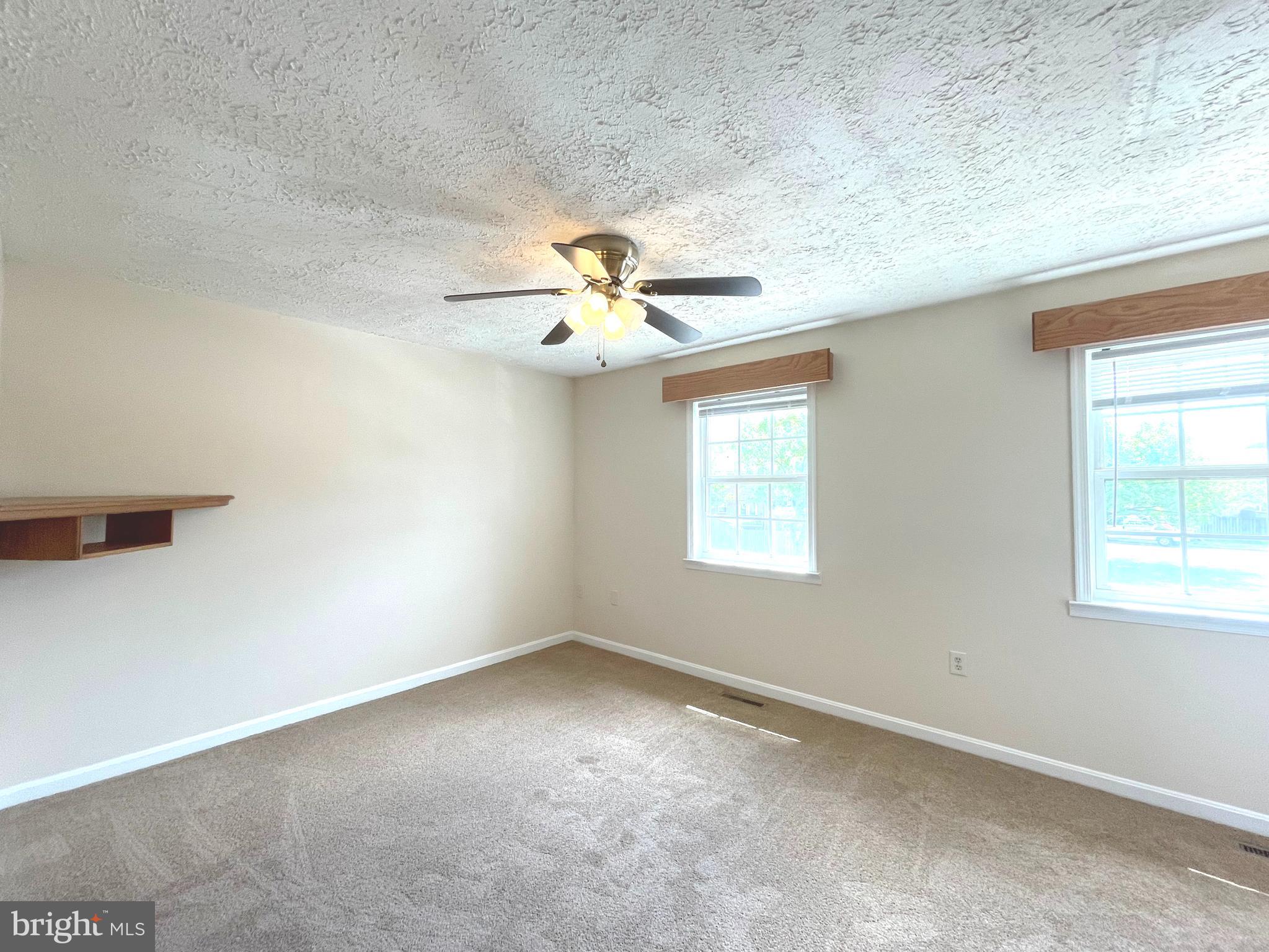 COUNTRYSIDE - Residential Lease