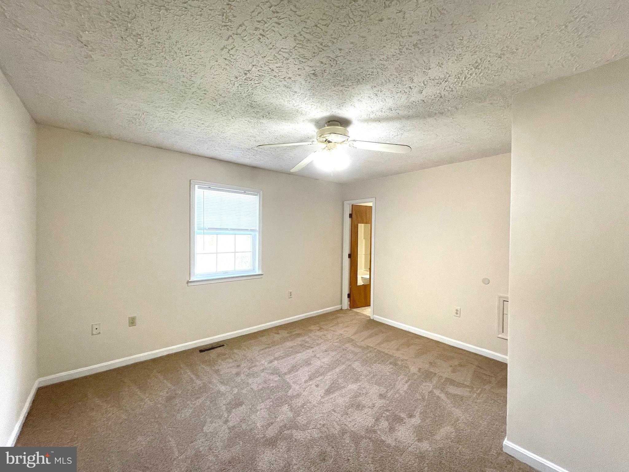 COUNTRYSIDE - Residential Lease