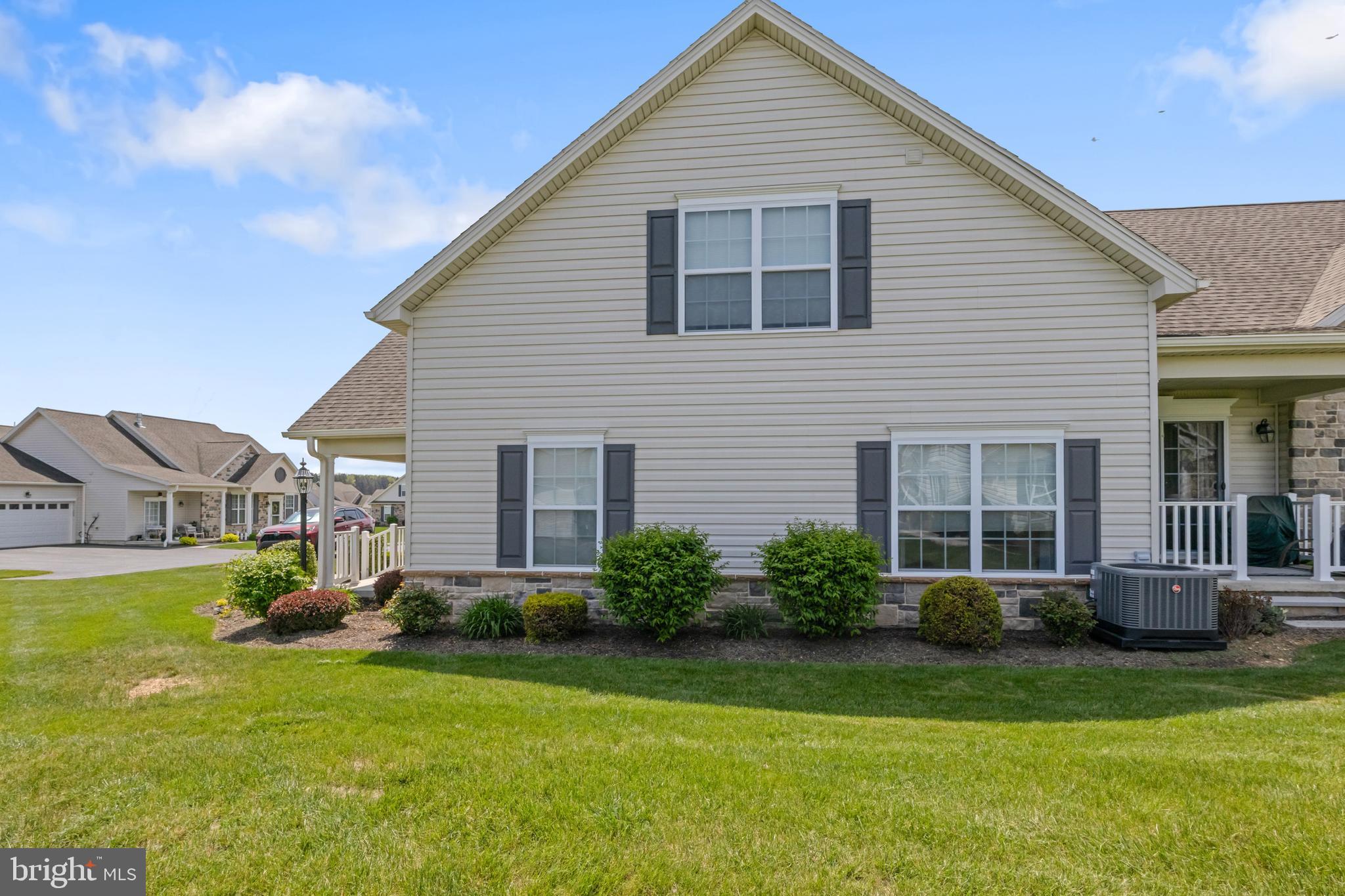 JACKSON HEIGHTS VILLAS - Residential