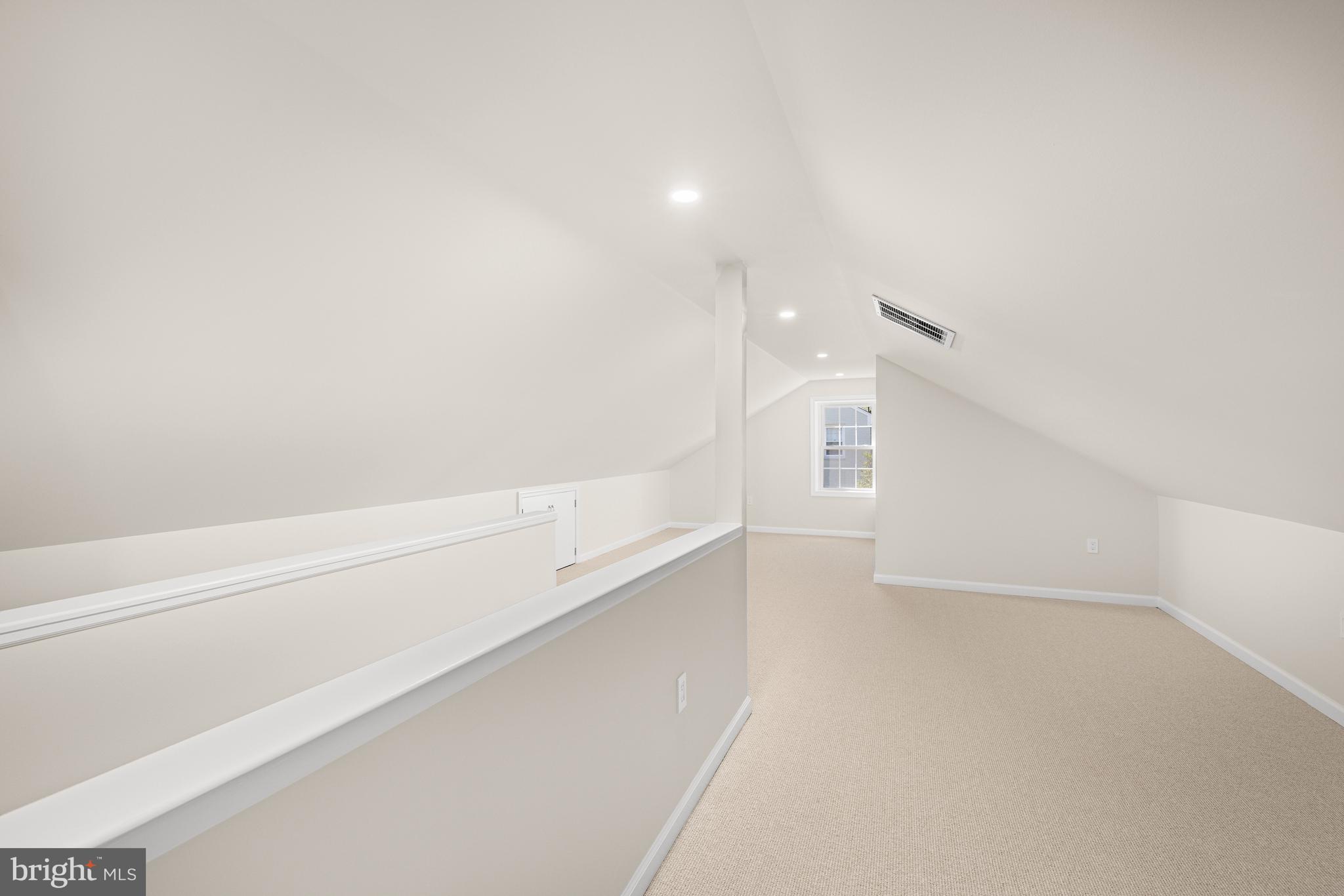 THE HAMLET - Residential