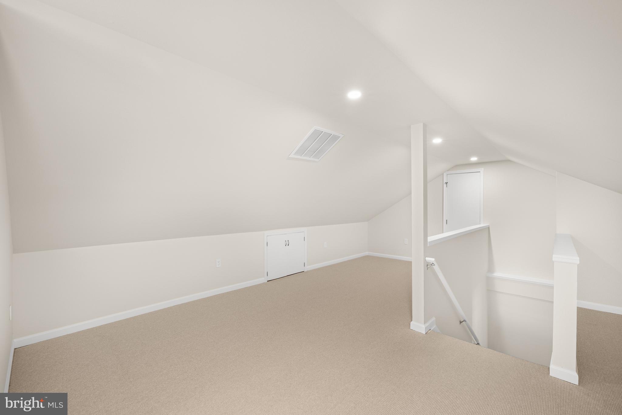 THE HAMLET - Residential