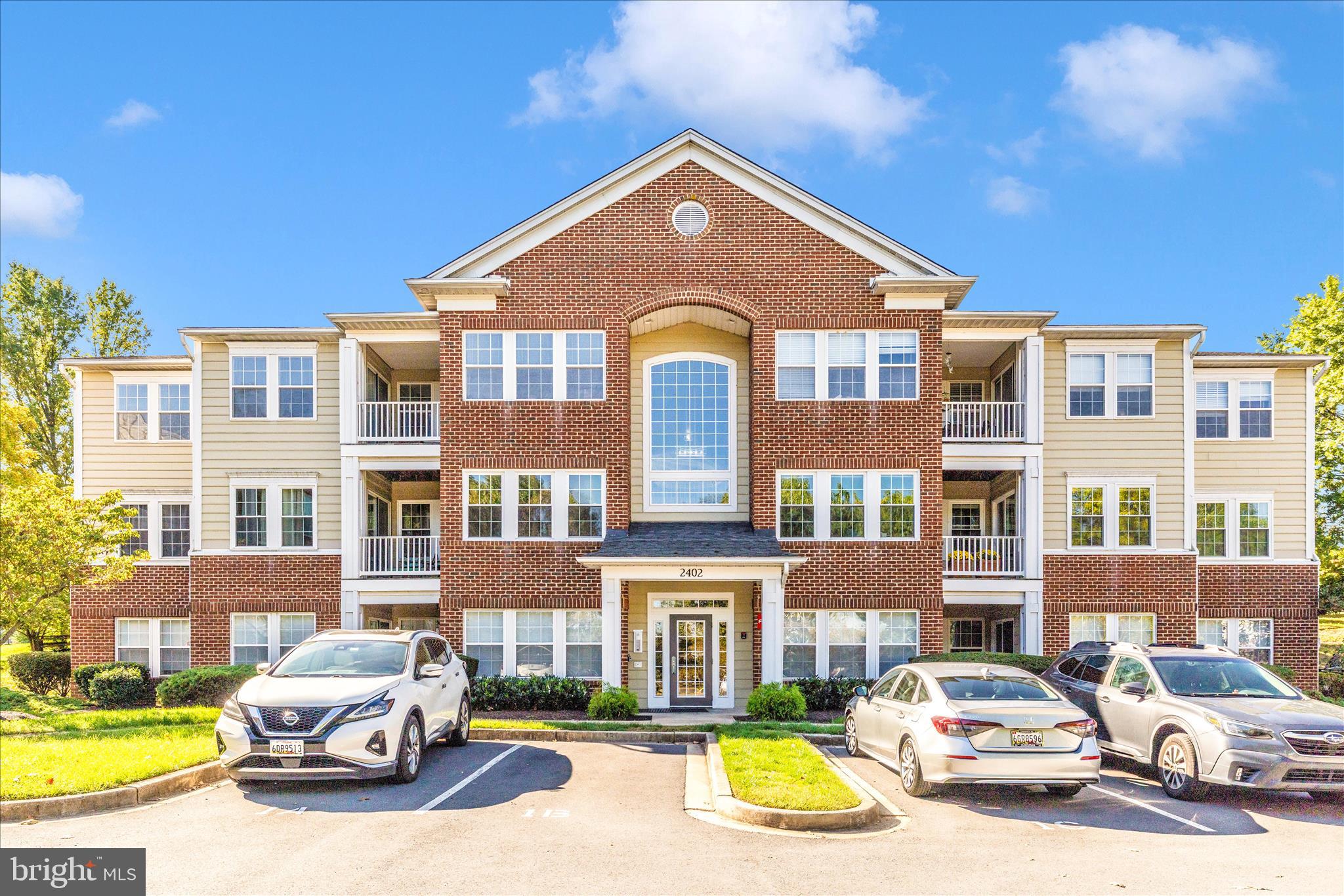 LAKETREE - Residential