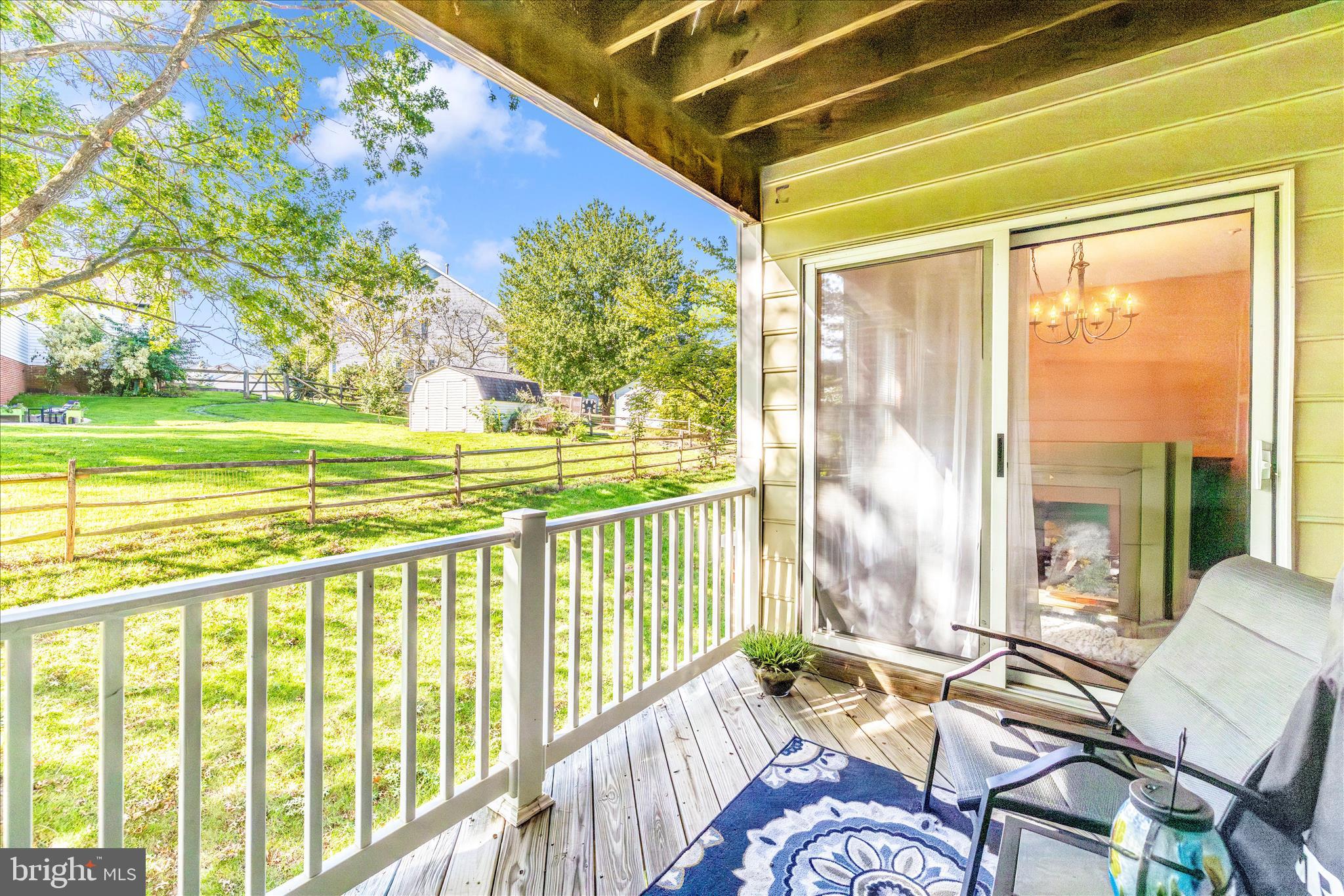 LAKETREE - Residential