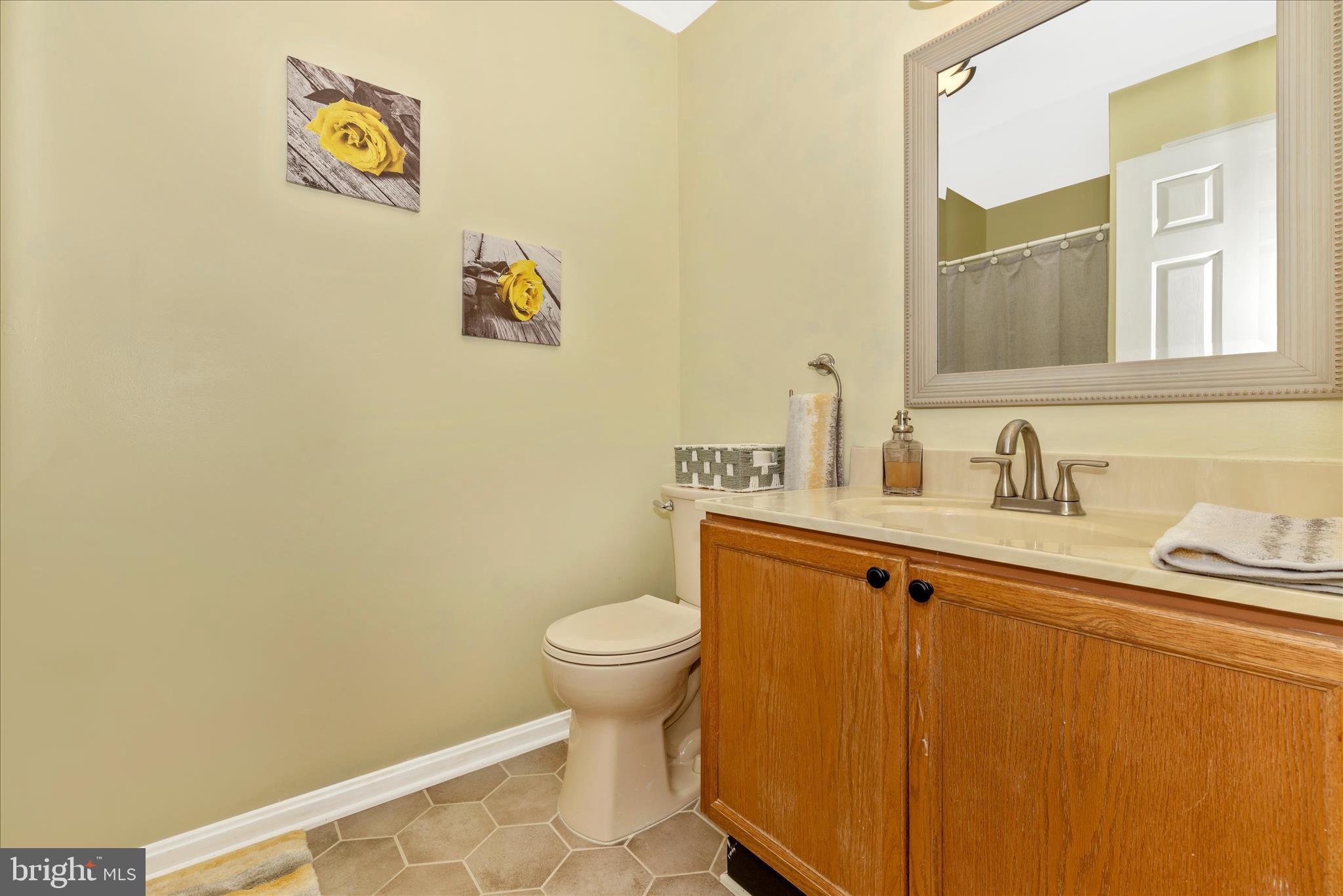 LAKETREE - Residential