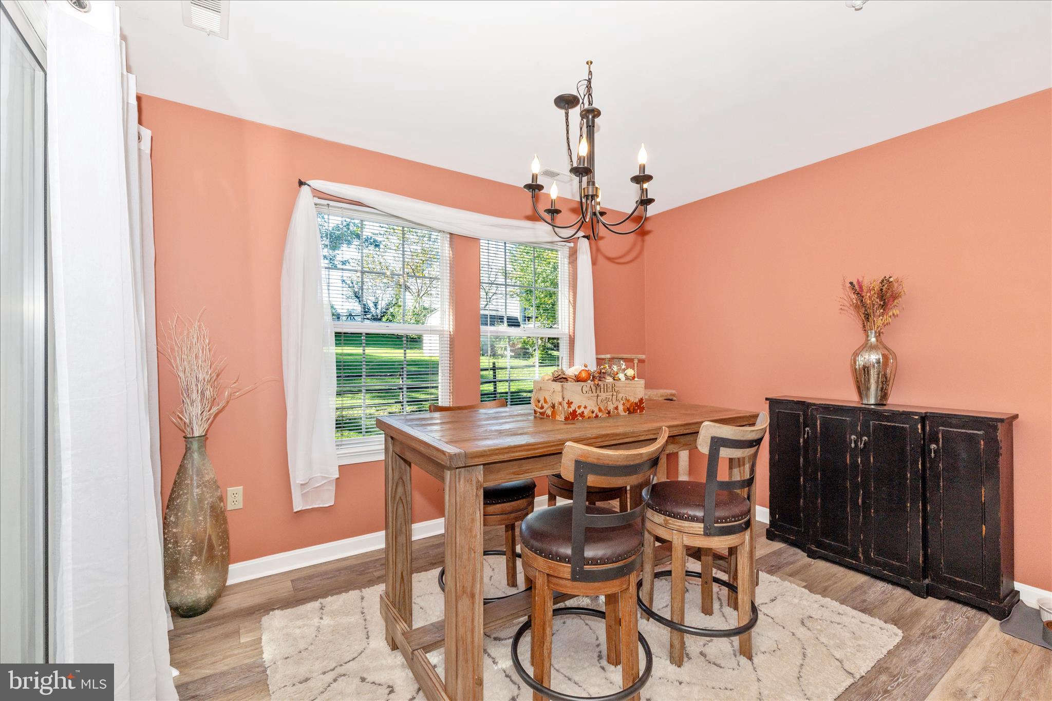 LAKETREE - Residential