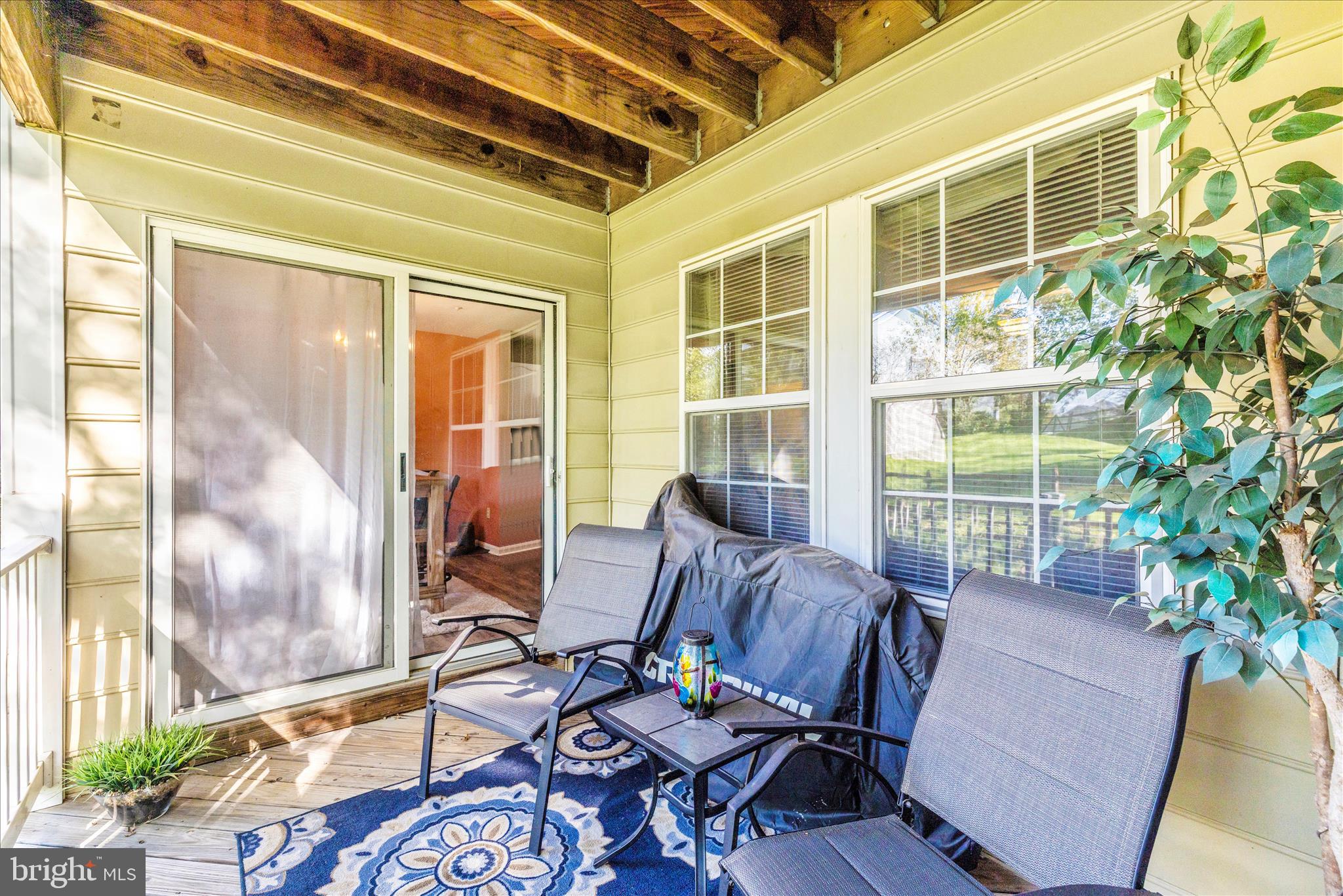 LAKETREE - Residential