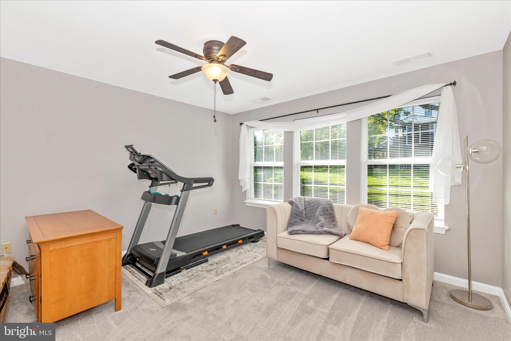 LAKETREE - Residential