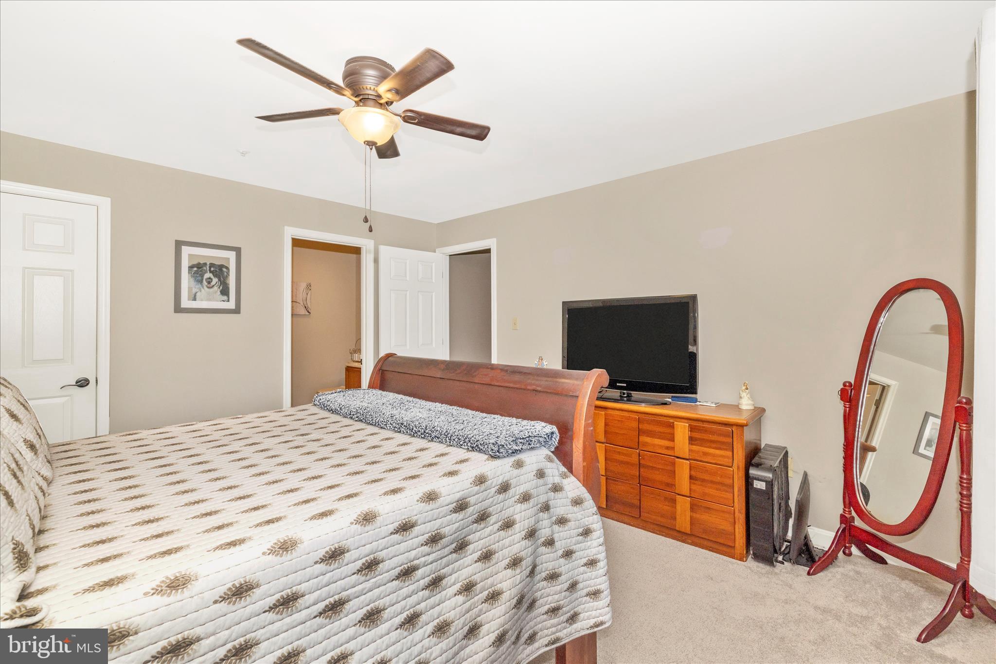 LAKETREE - Residential