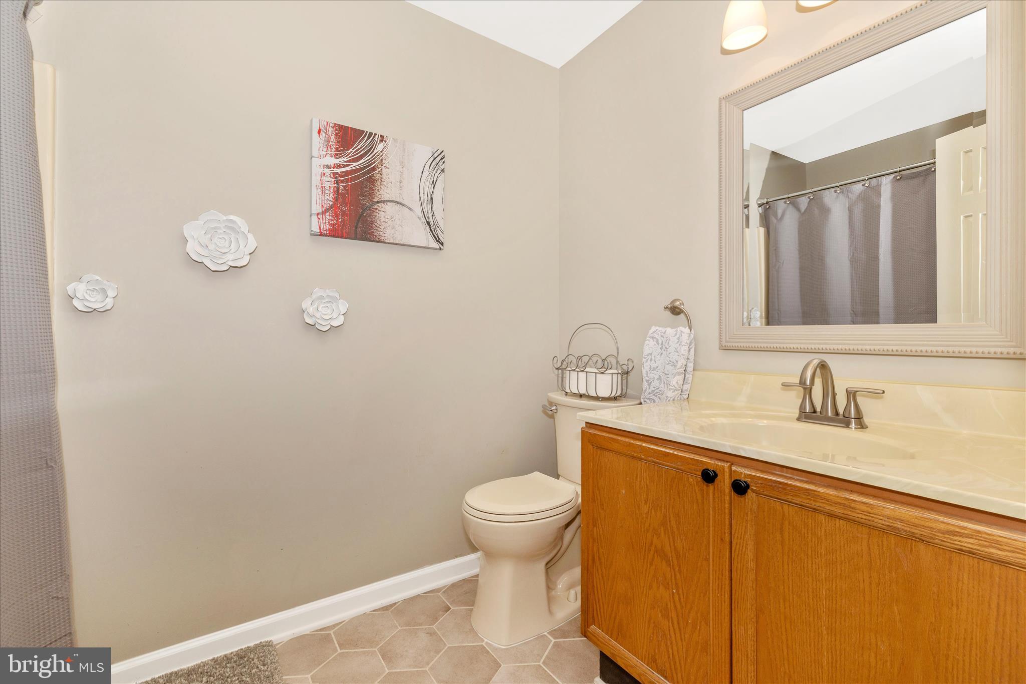 LAKETREE - Residential