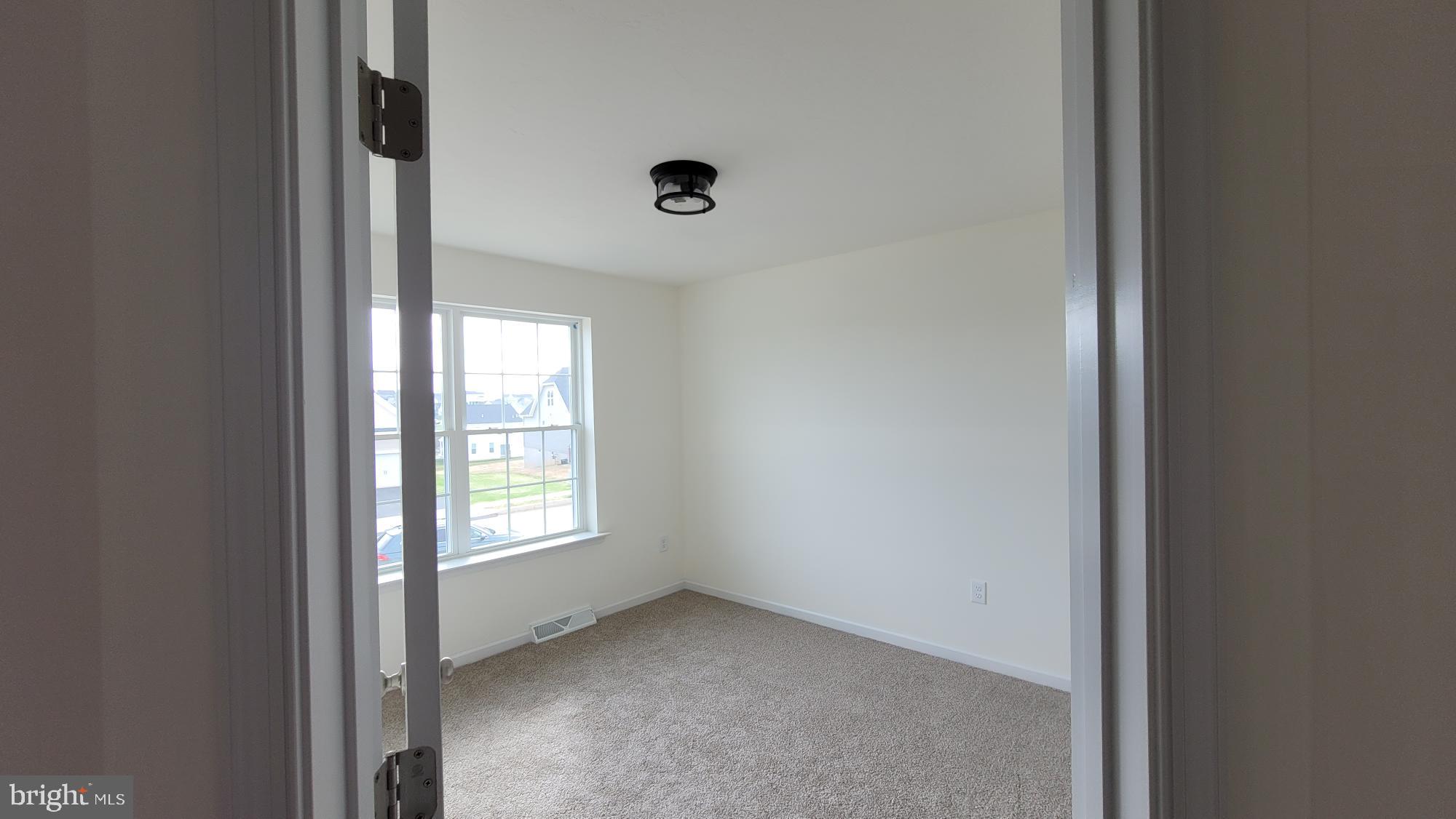 KINGS COURT AT BROWNSTONE - Residential