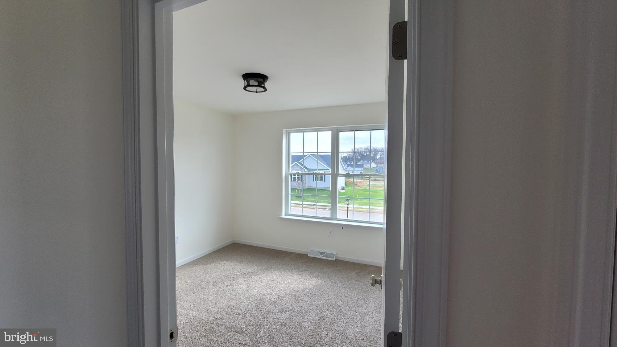 KINGS COURT AT BROWNSTONE - Residential