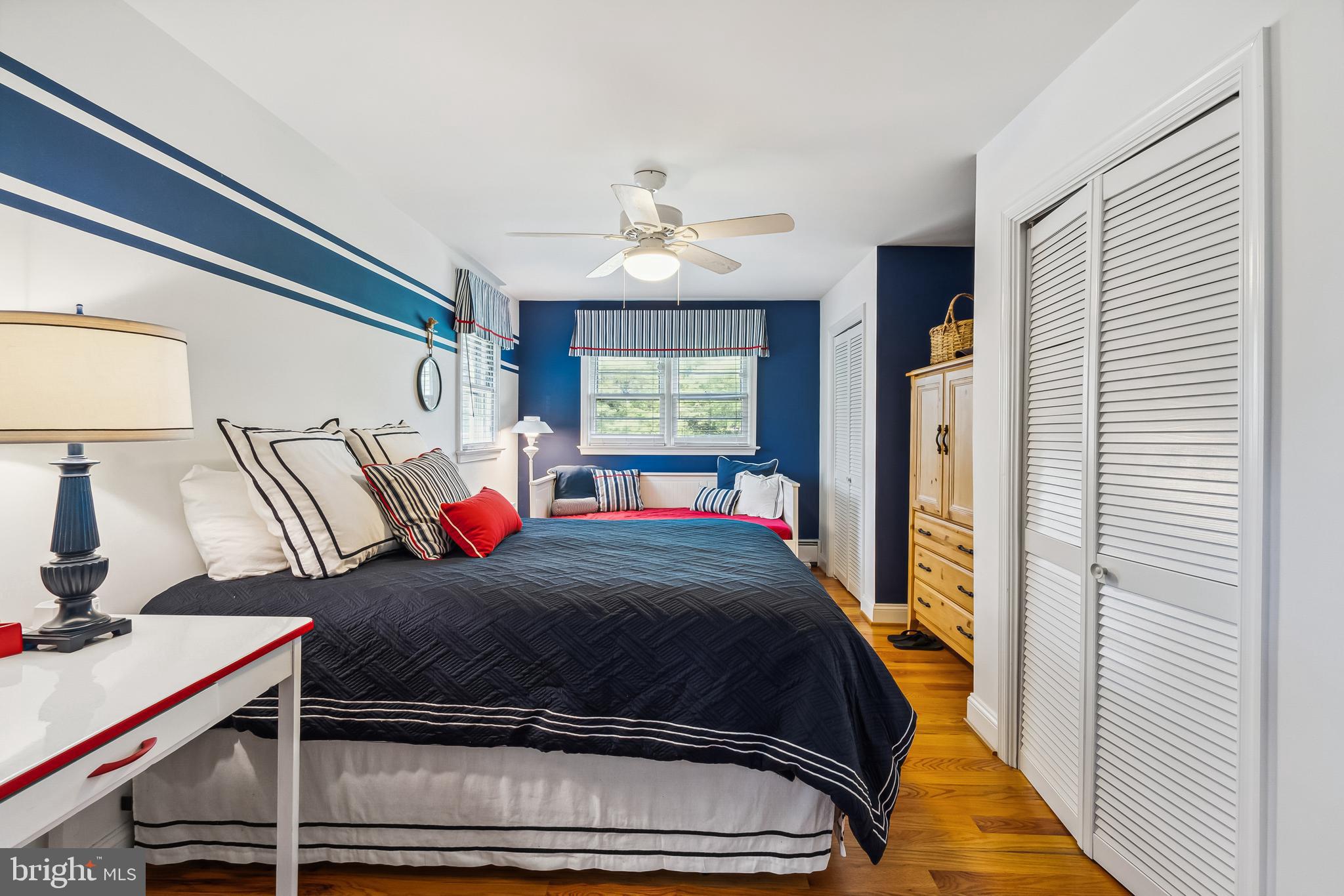 KENTMORE PARK - Residential