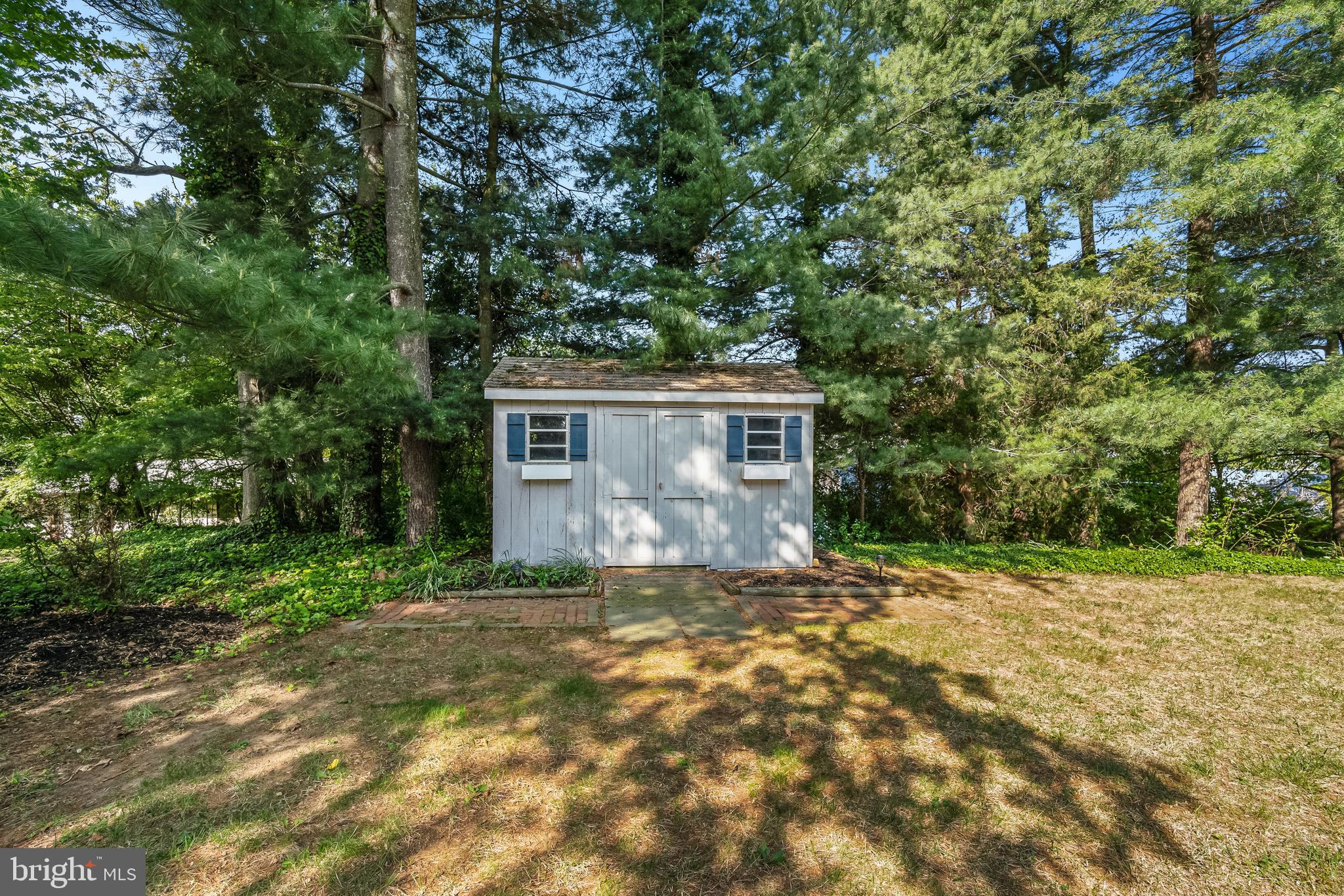 KENTMORE PARK - Residential