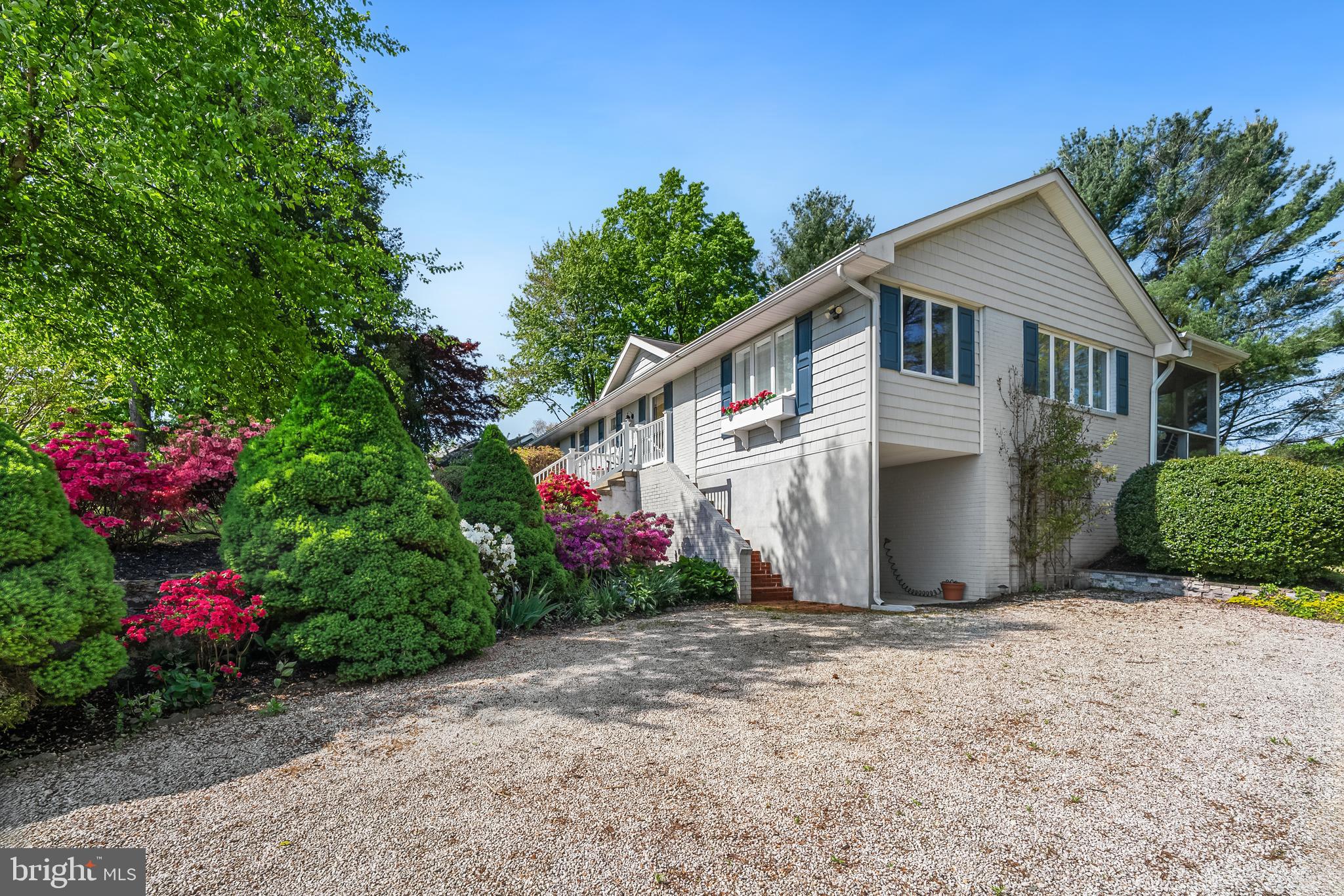 KENTMORE PARK - Residential