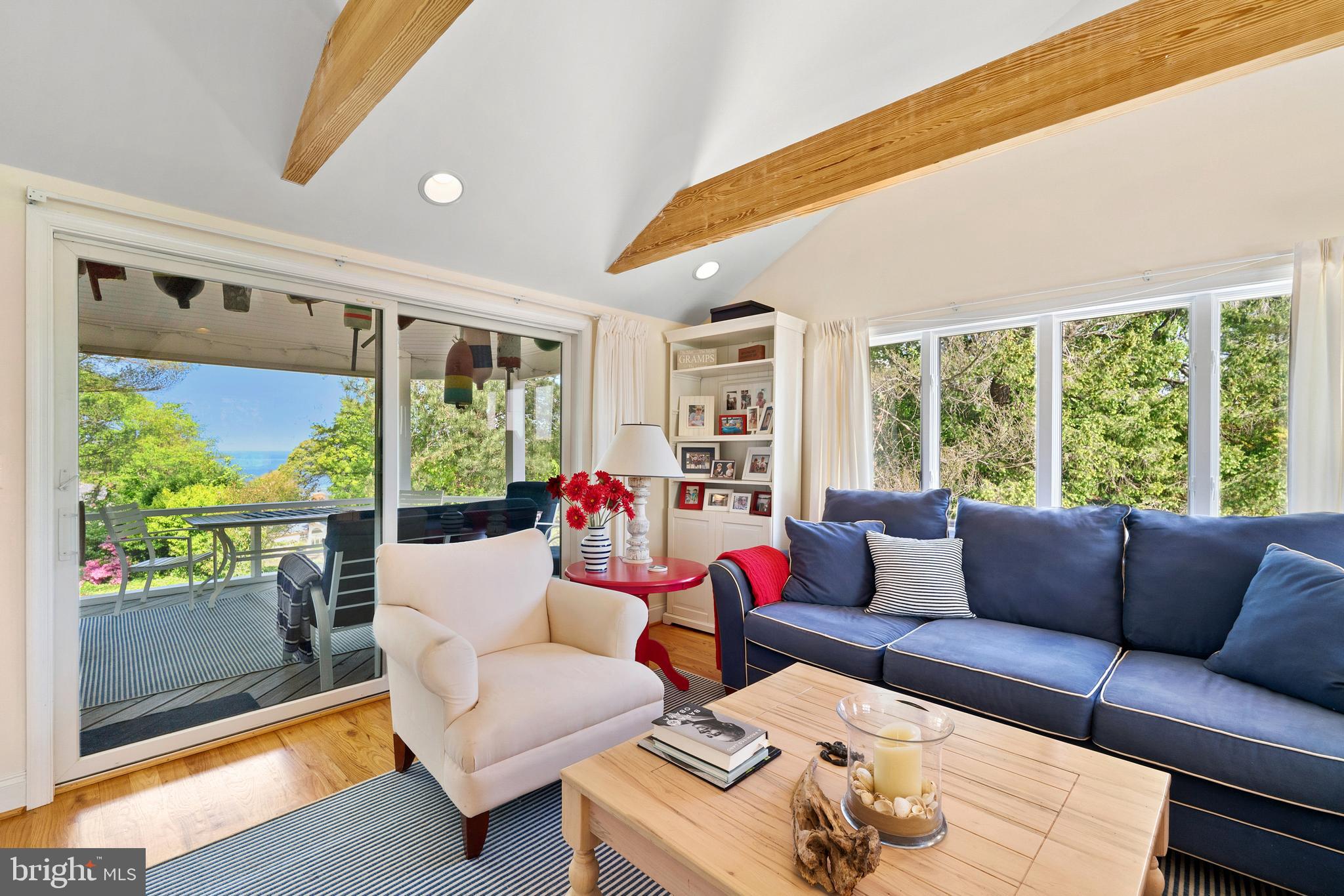 KENTMORE PARK - Residential