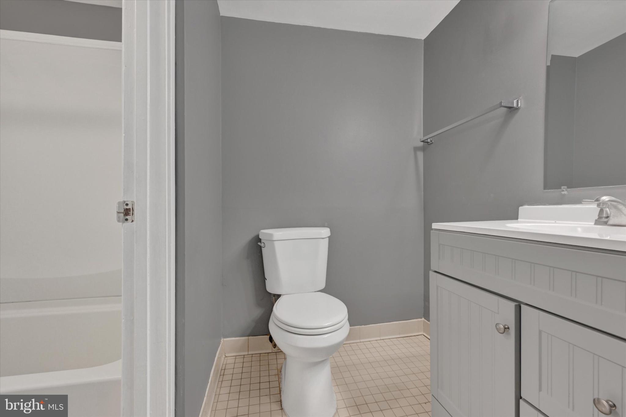 VOM VILLAGE CENTER - Residential