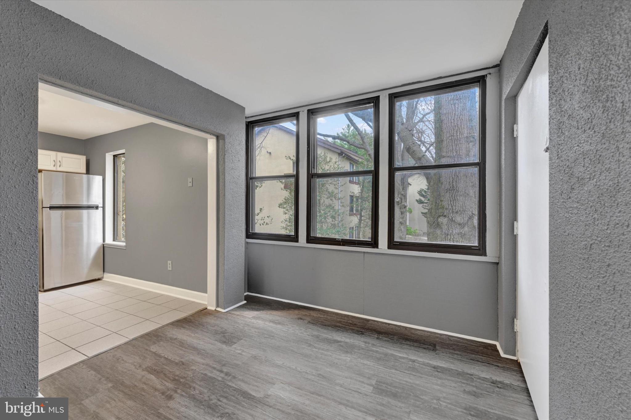 VOM VILLAGE CENTER - Residential