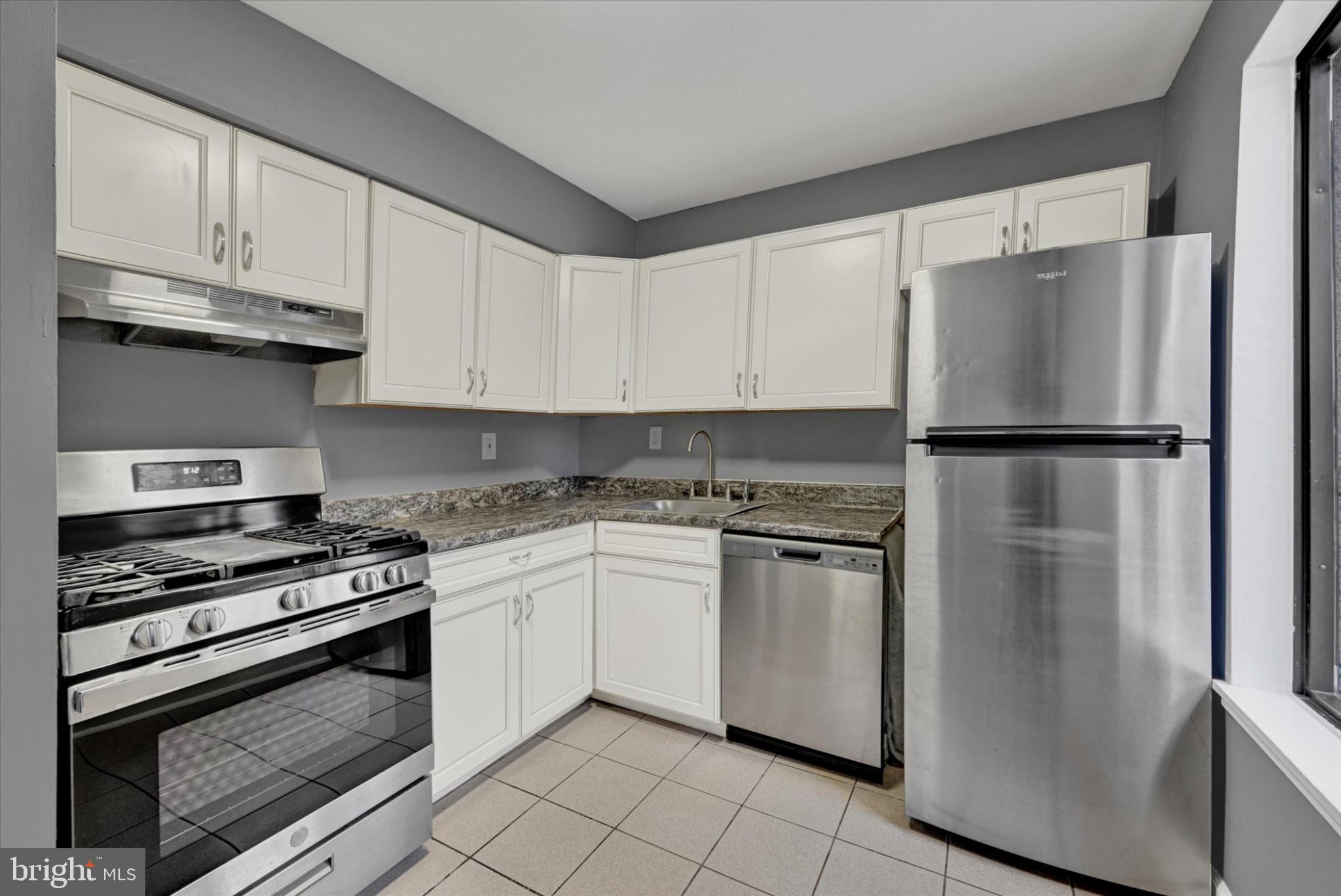 VOM VILLAGE CENTER - Residential