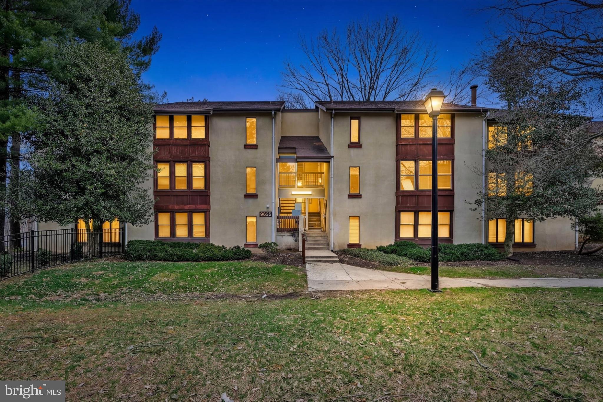 VOM VILLAGE CENTER - Residential