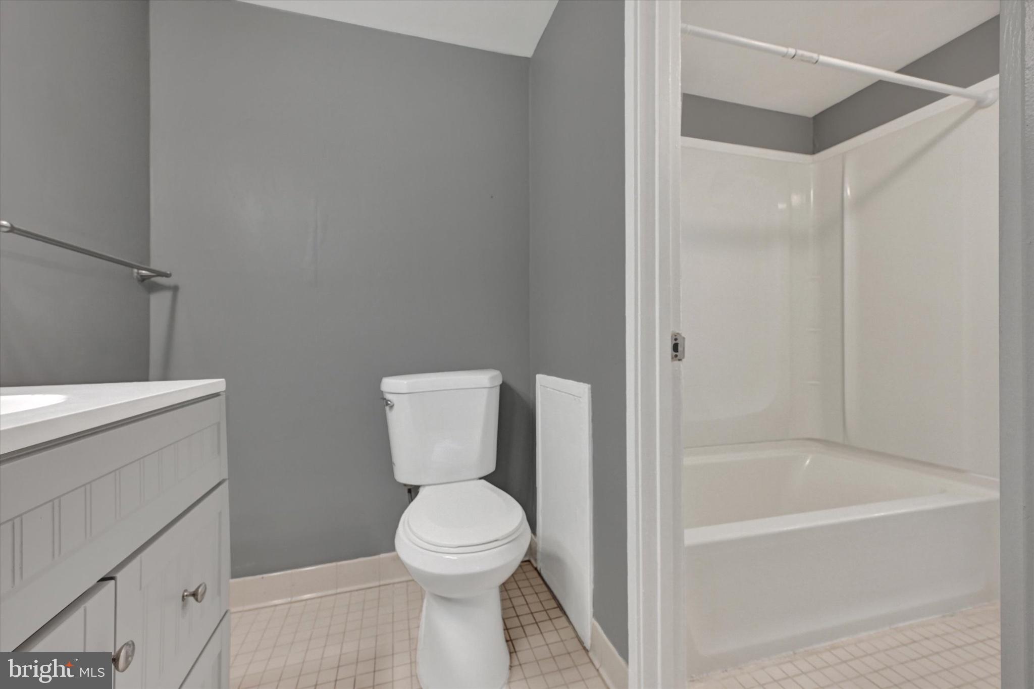 VOM VILLAGE CENTER - Residential