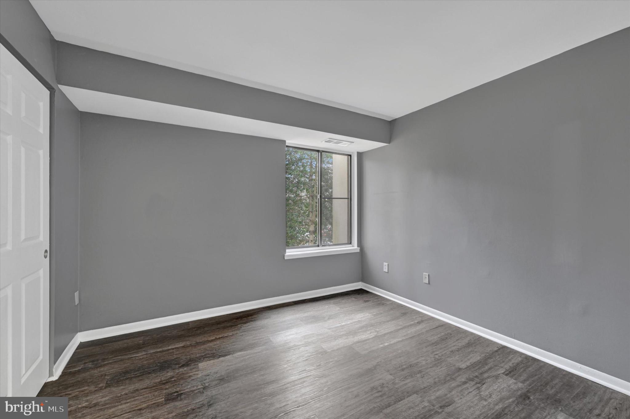 VOM VILLAGE CENTER - Residential