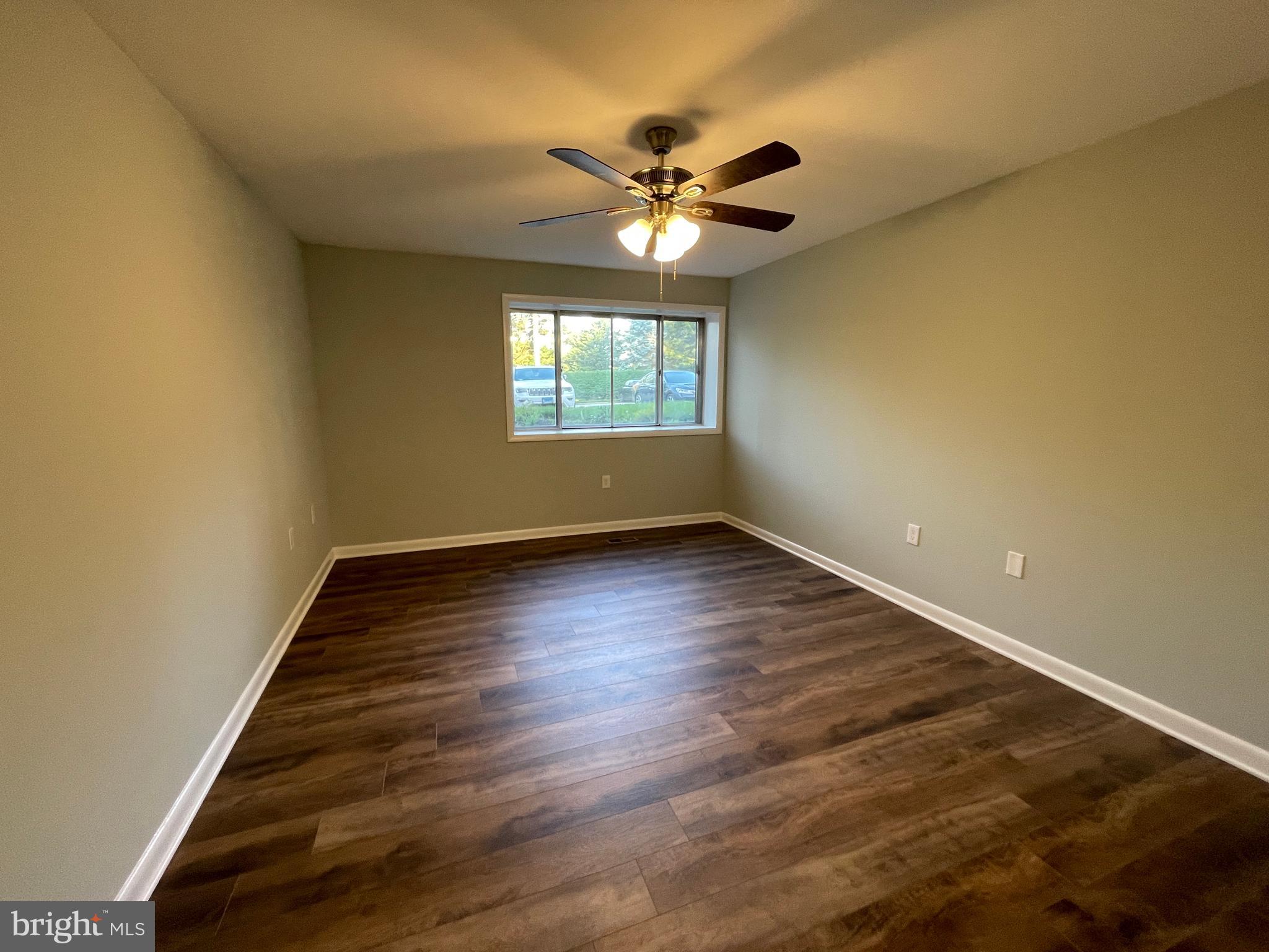 WILDE LAKE - Residential