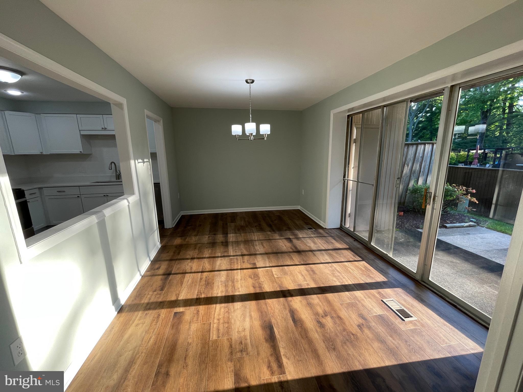 WILDE LAKE - Residential