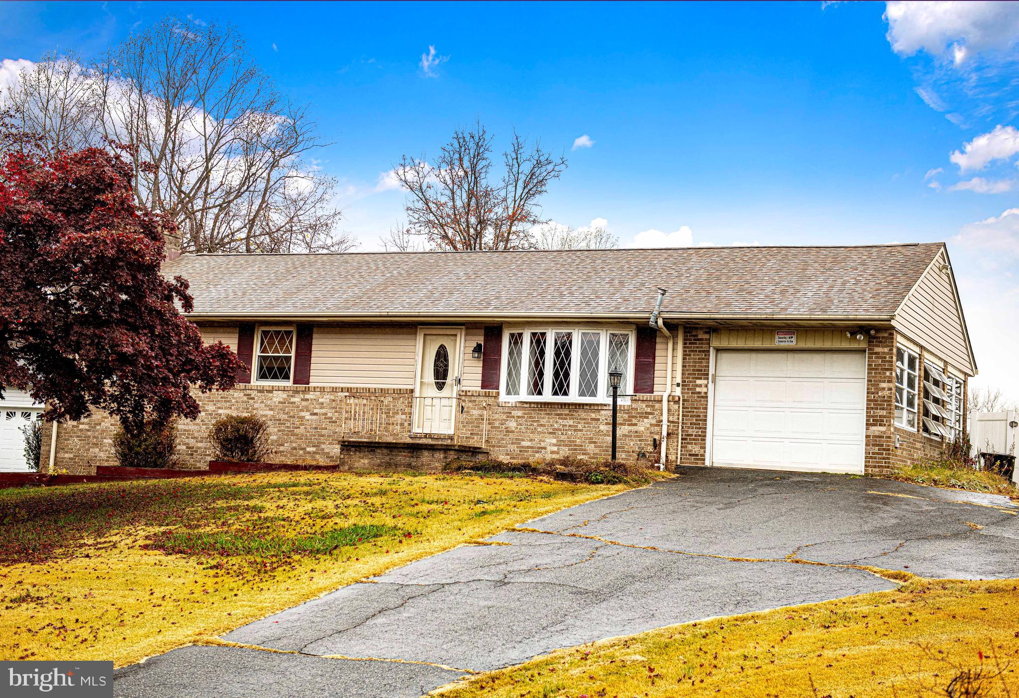 LAKESIDE VISTA - Residential