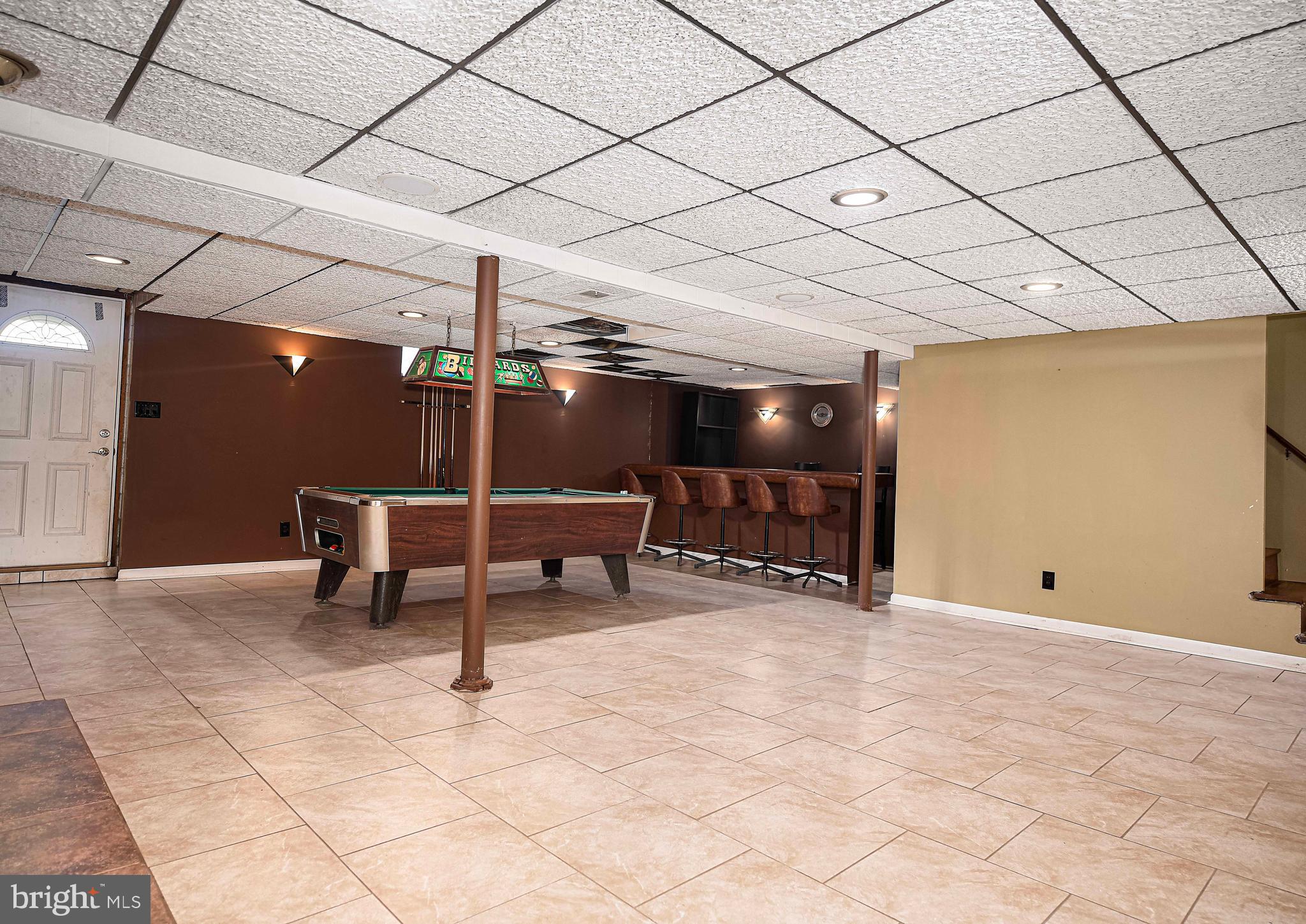 LAKESIDE VISTA - Residential