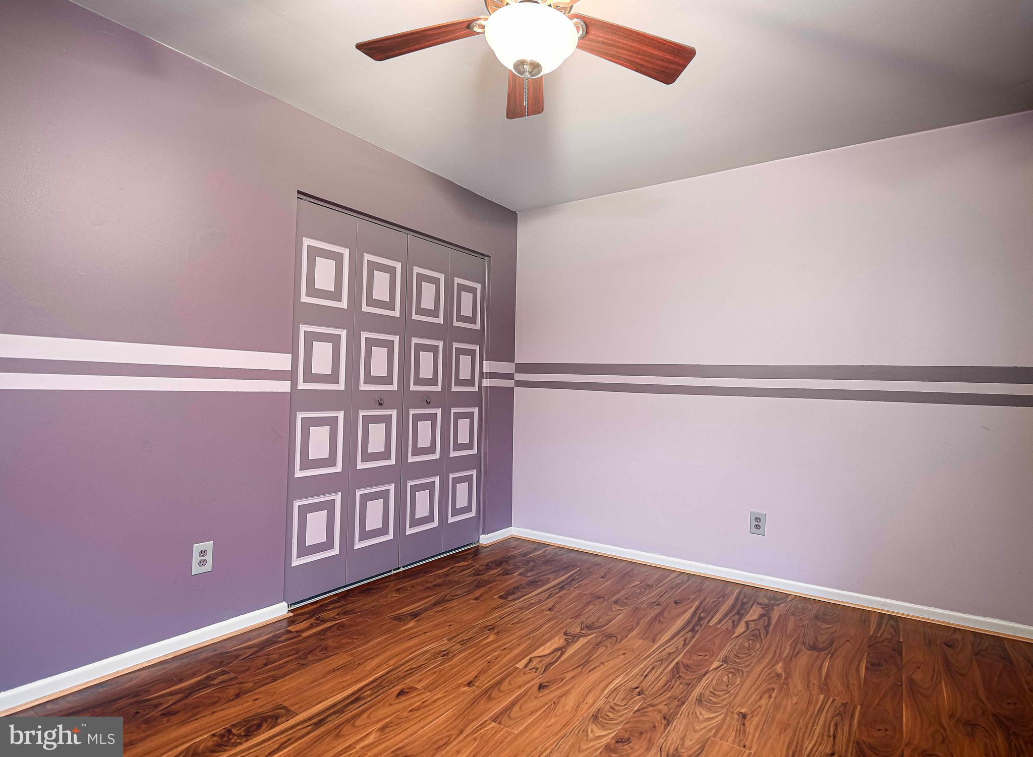 LAKESIDE VISTA - Residential